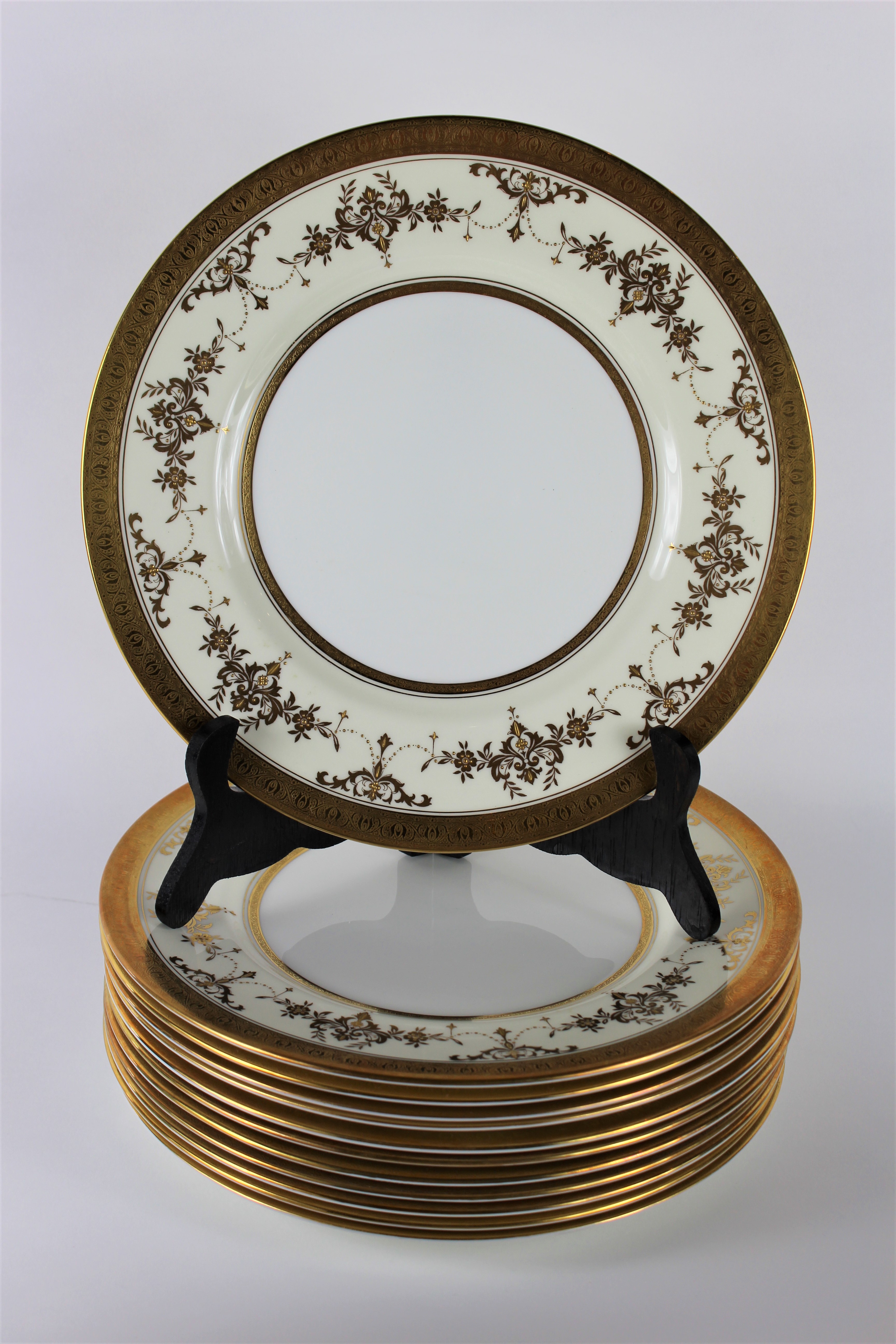 Minton Fine Bone China Dinnerware Plus Serving Pieces including "Buckingham"