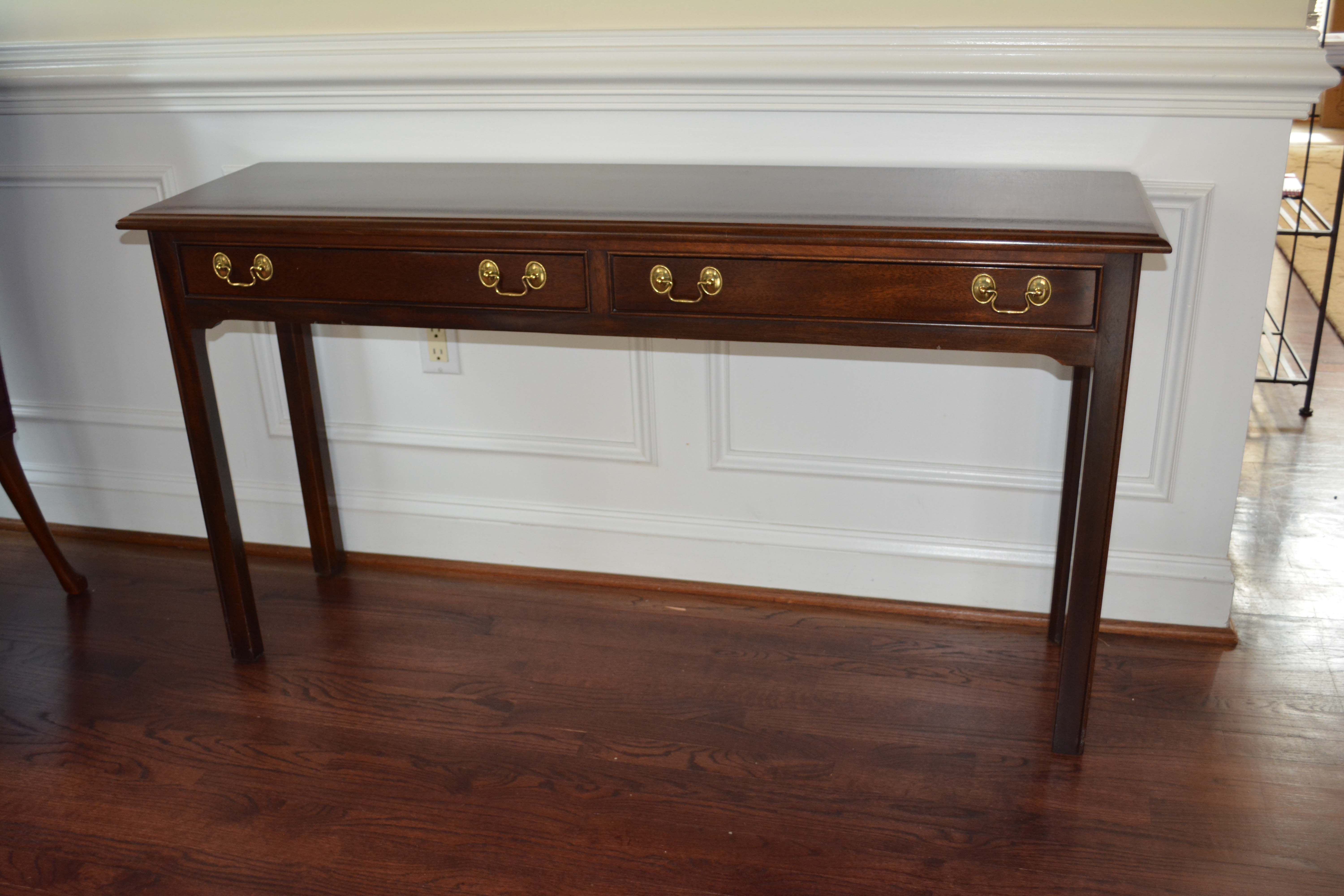 Stickley Federal Style Sofa Table with Stickley Stools