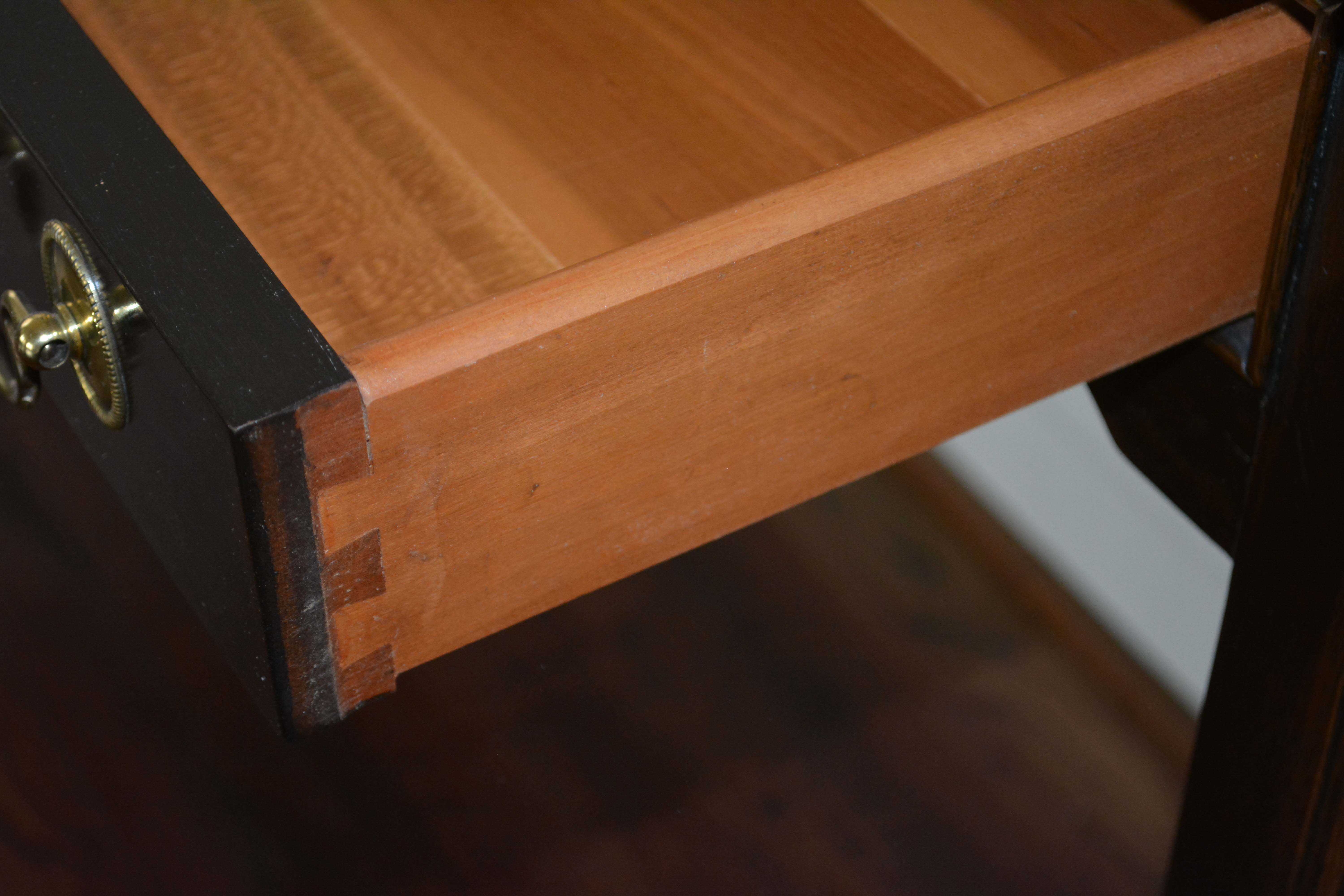 Stickley Federal Style Sofa Table with Stickley Stools