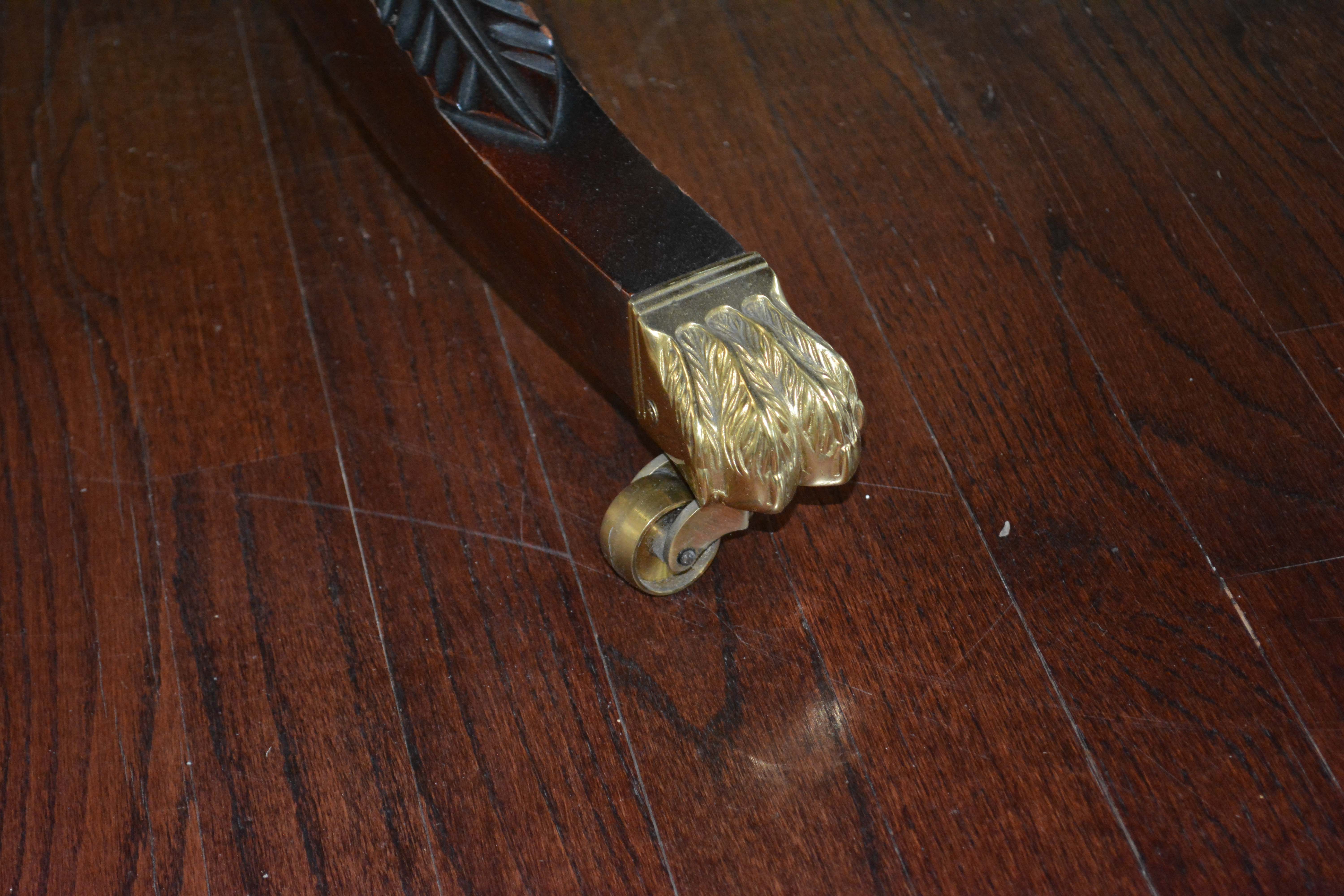 Stickley Mahogany Clipped Corner Dining Table