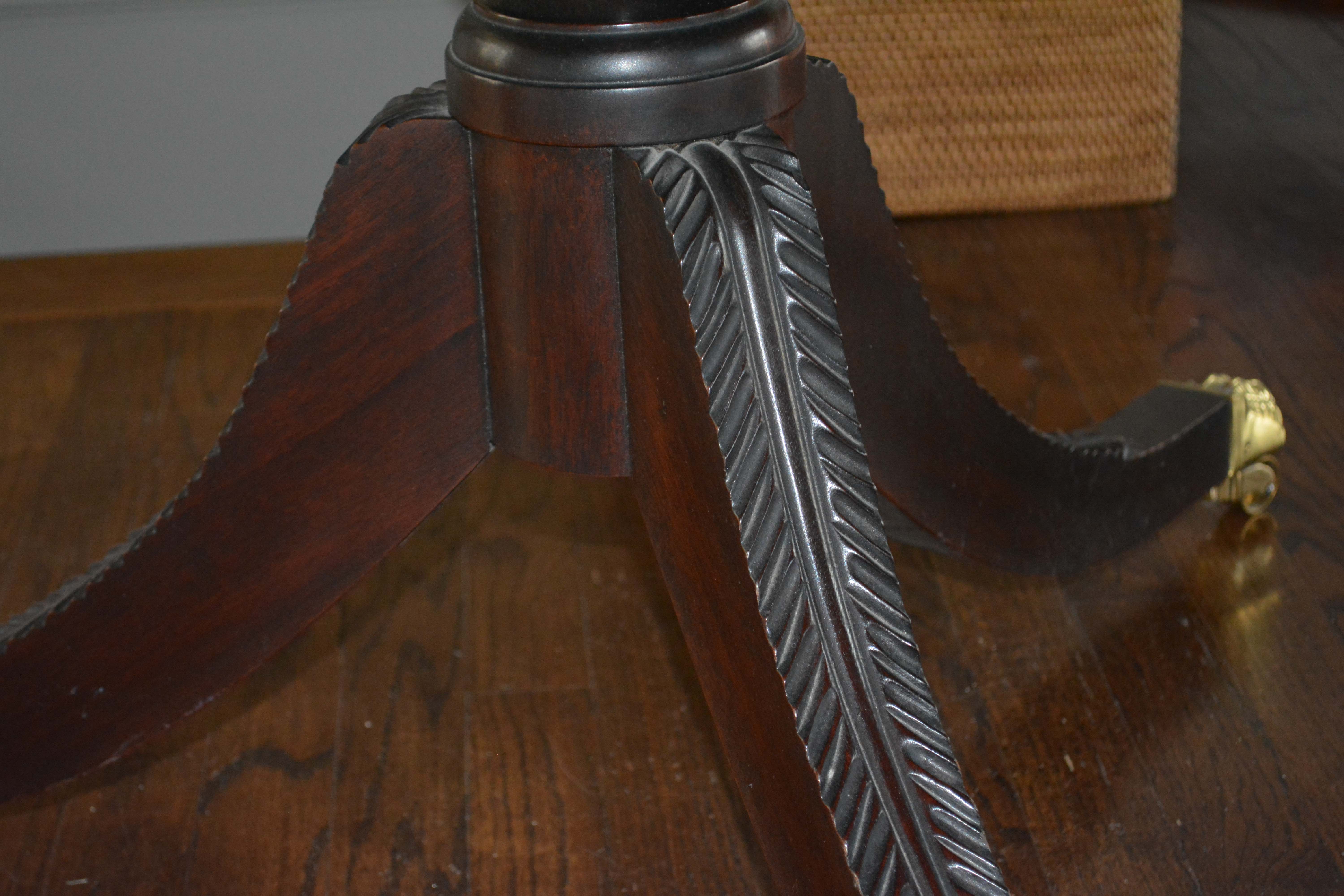 Stickley Mahogany Clipped Corner Dining Table