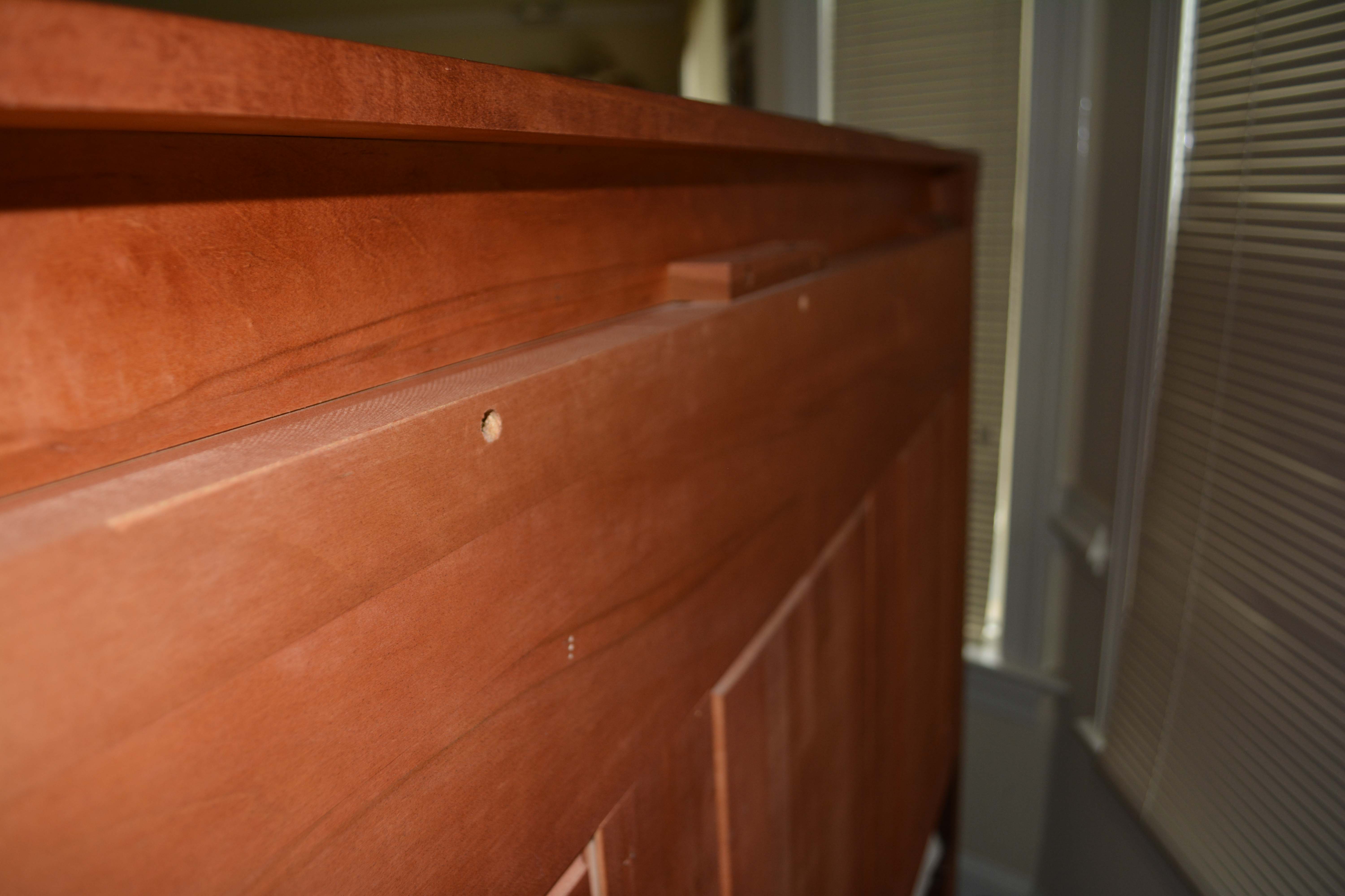 Vintage Traditional Style Queen Bed Frame