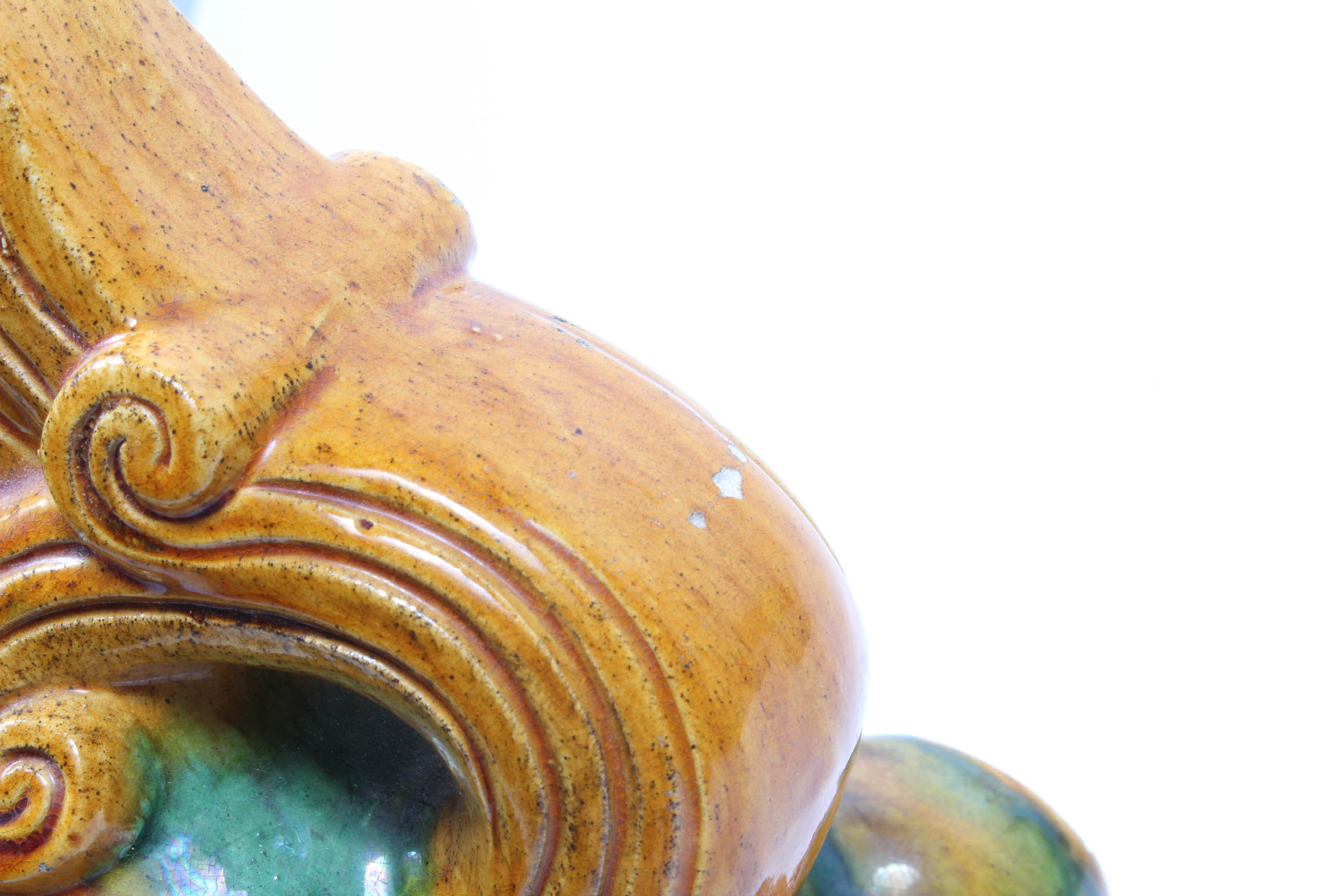 Chinese Lion Ceramic Roof Tile