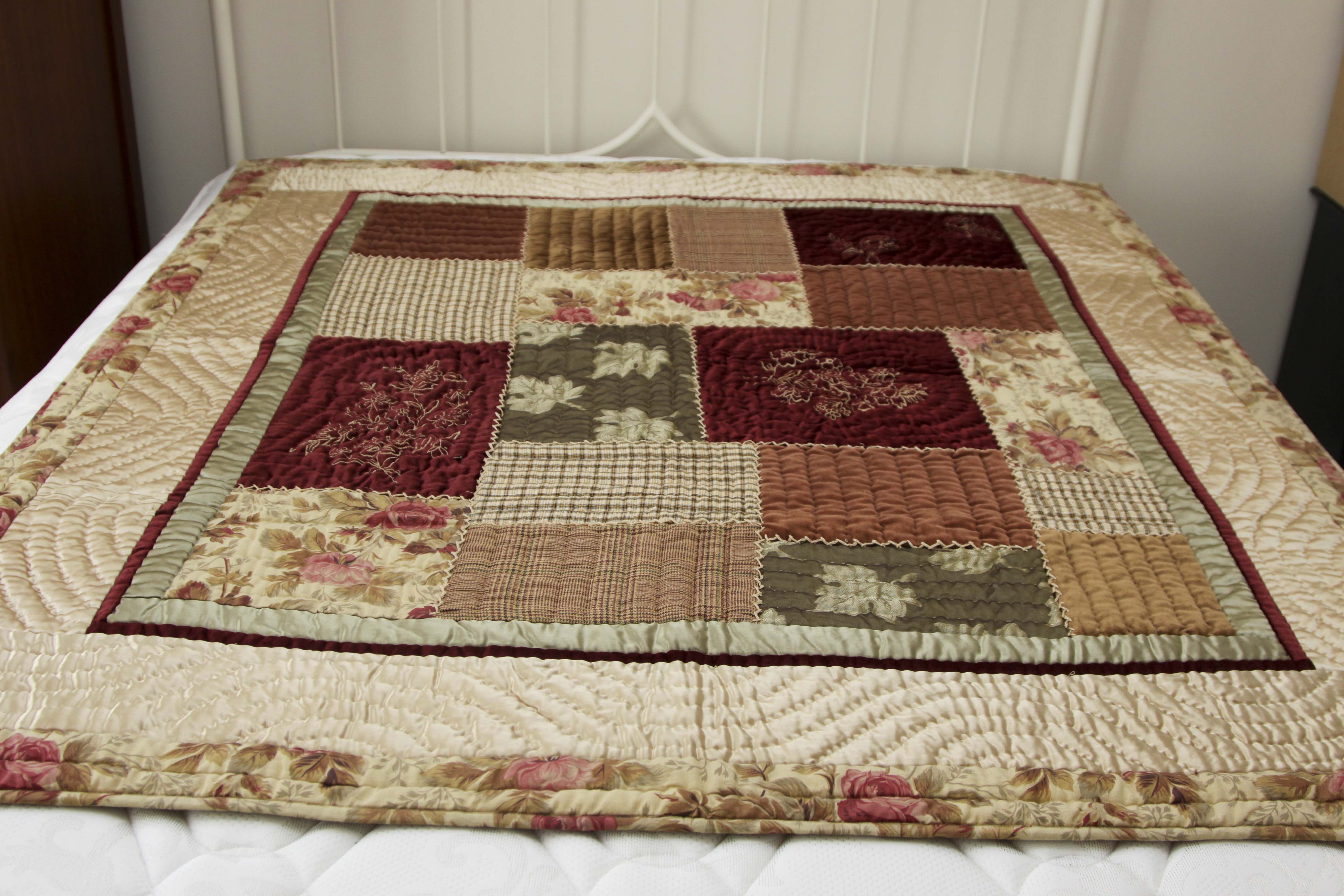 Quilt Stand and Quilts
