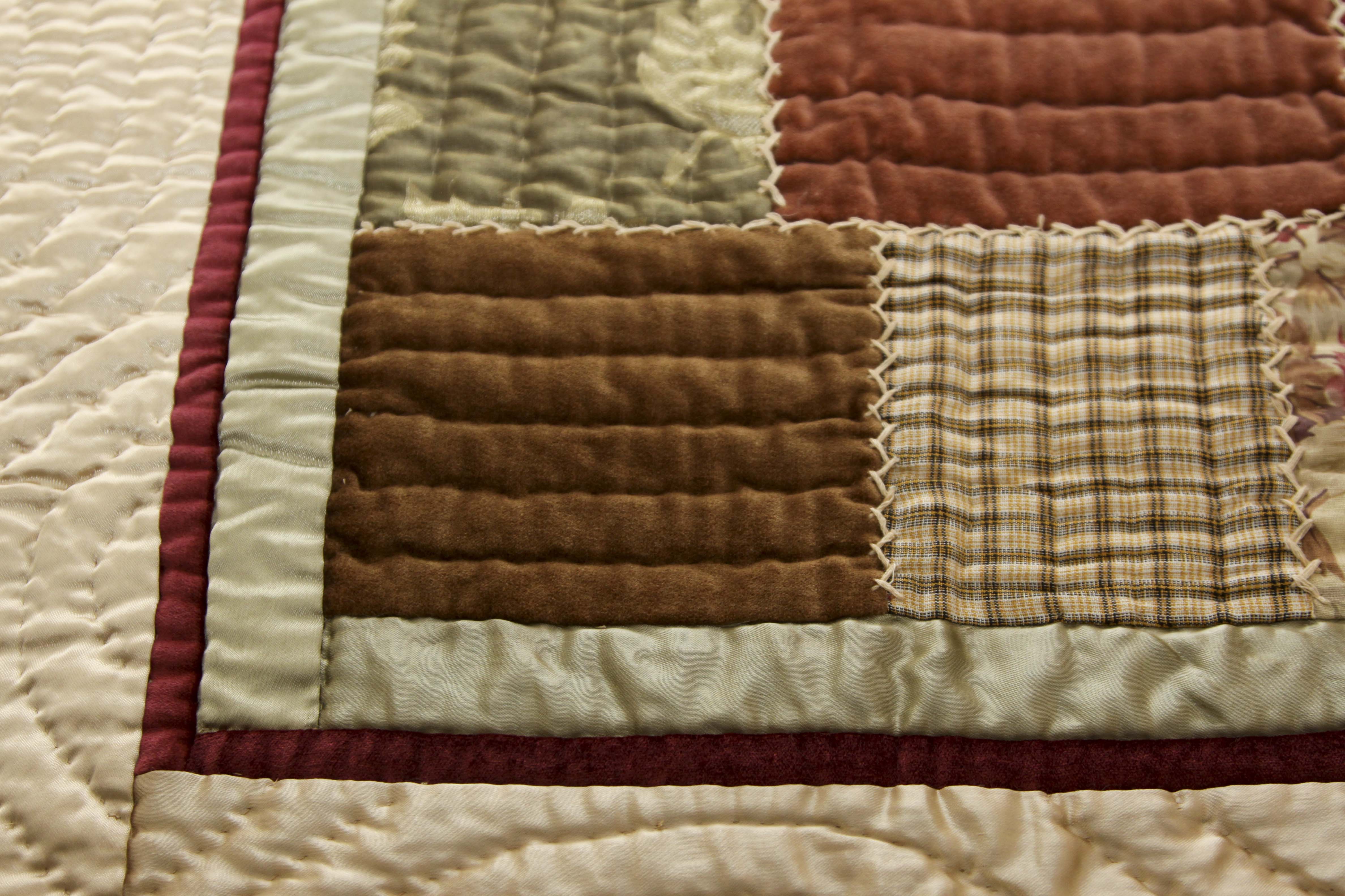 Quilt Stand and Quilts