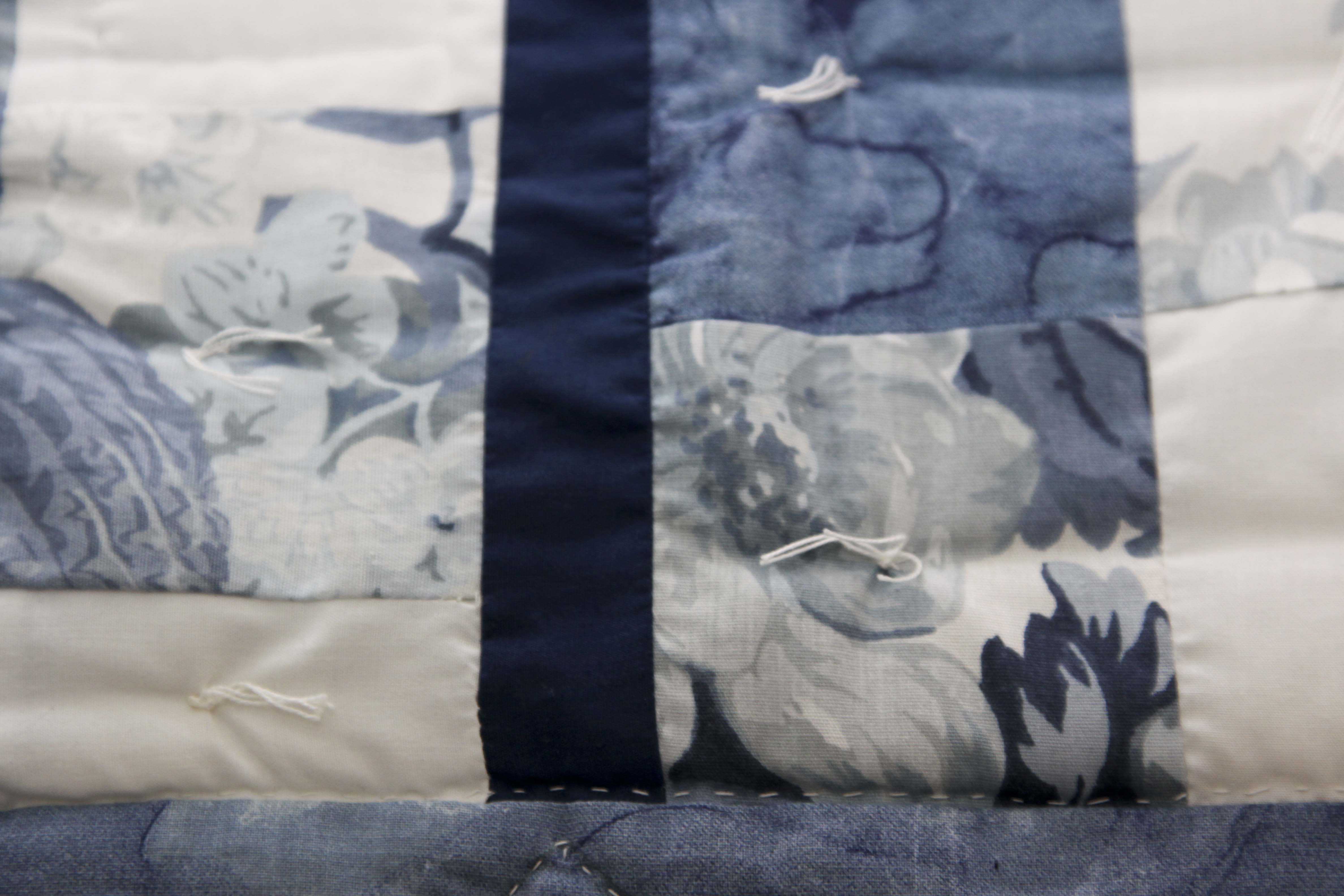 Quilt Stand and Quilts