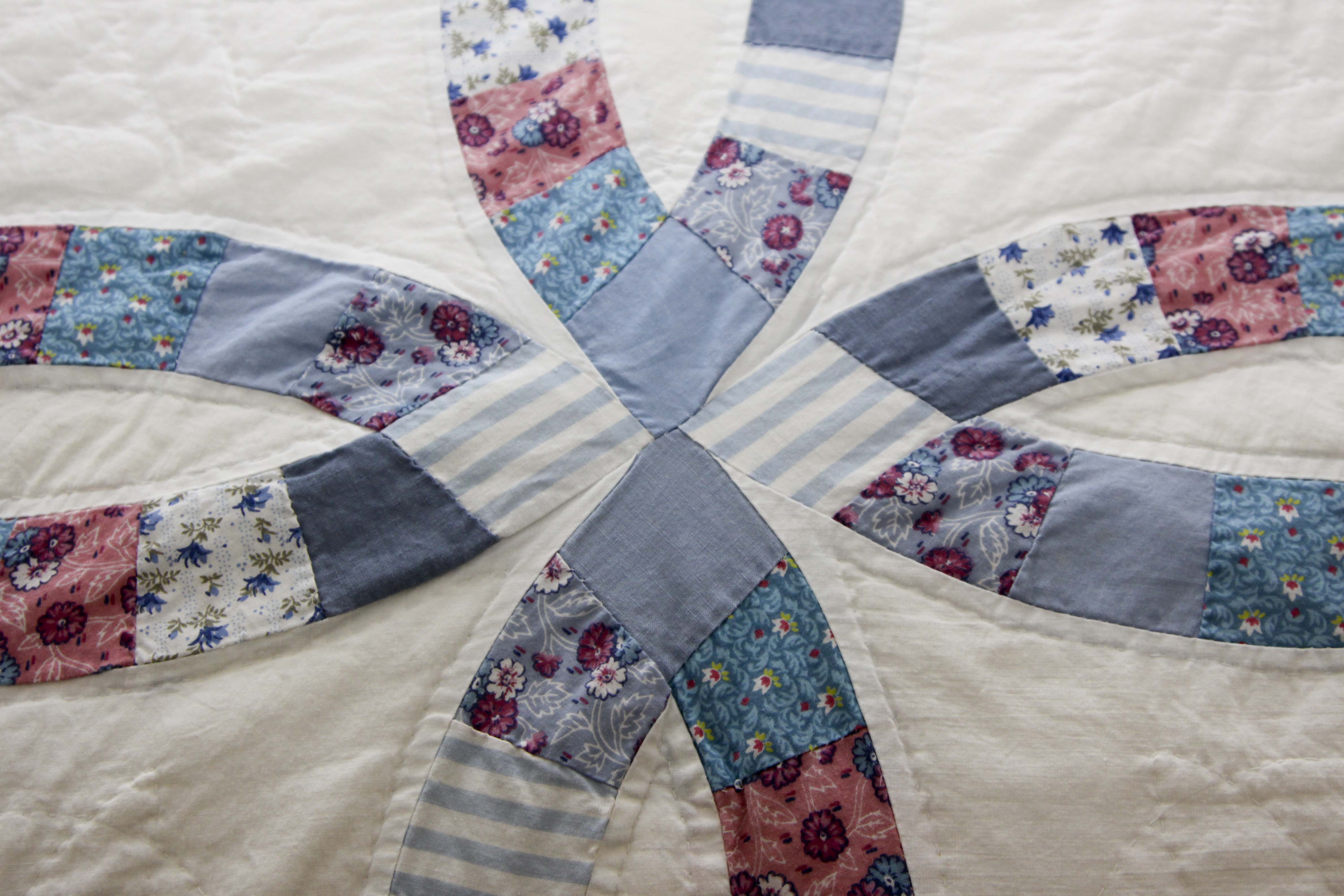 Quilt Stand and Quilts