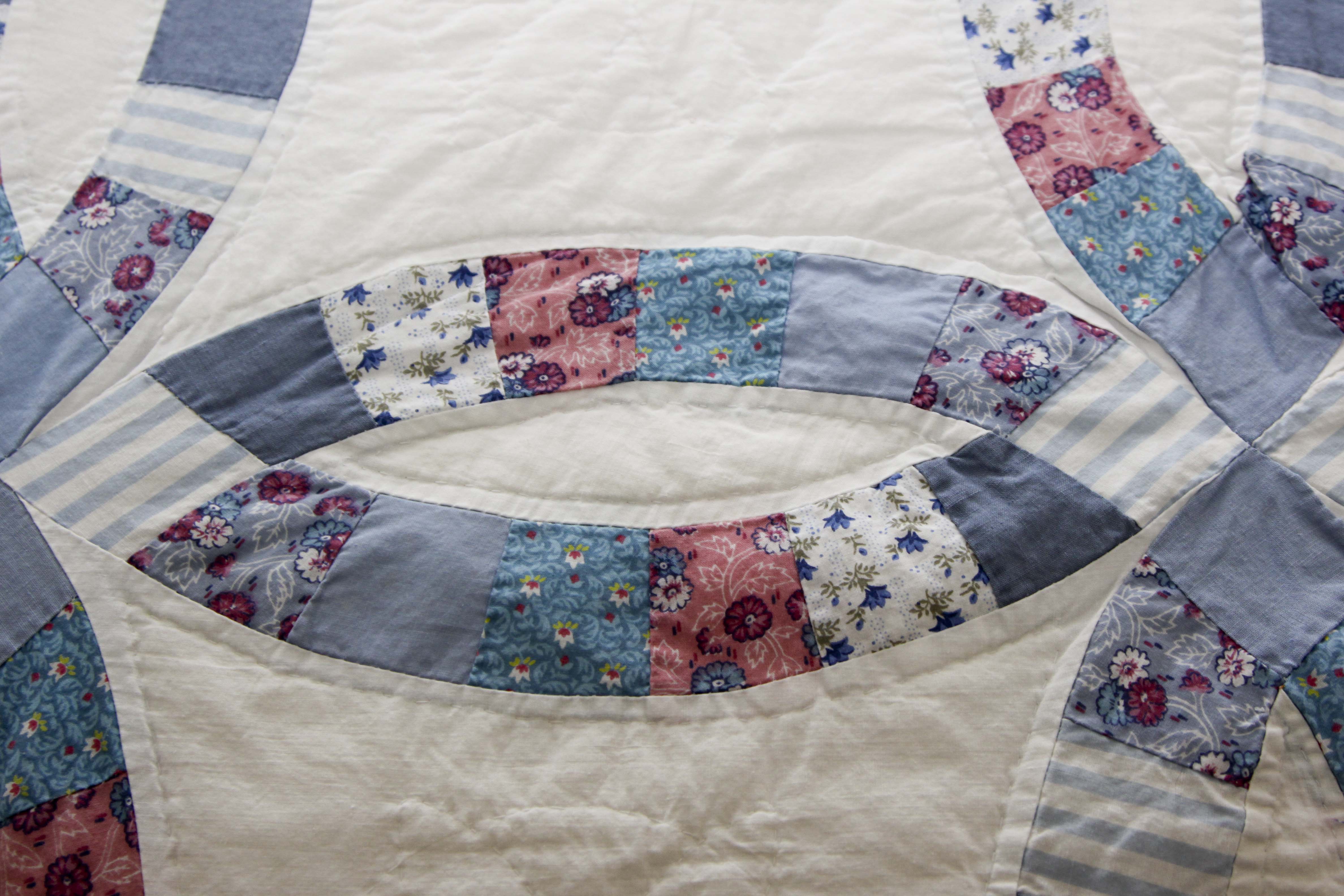 Quilt Stand and Quilts