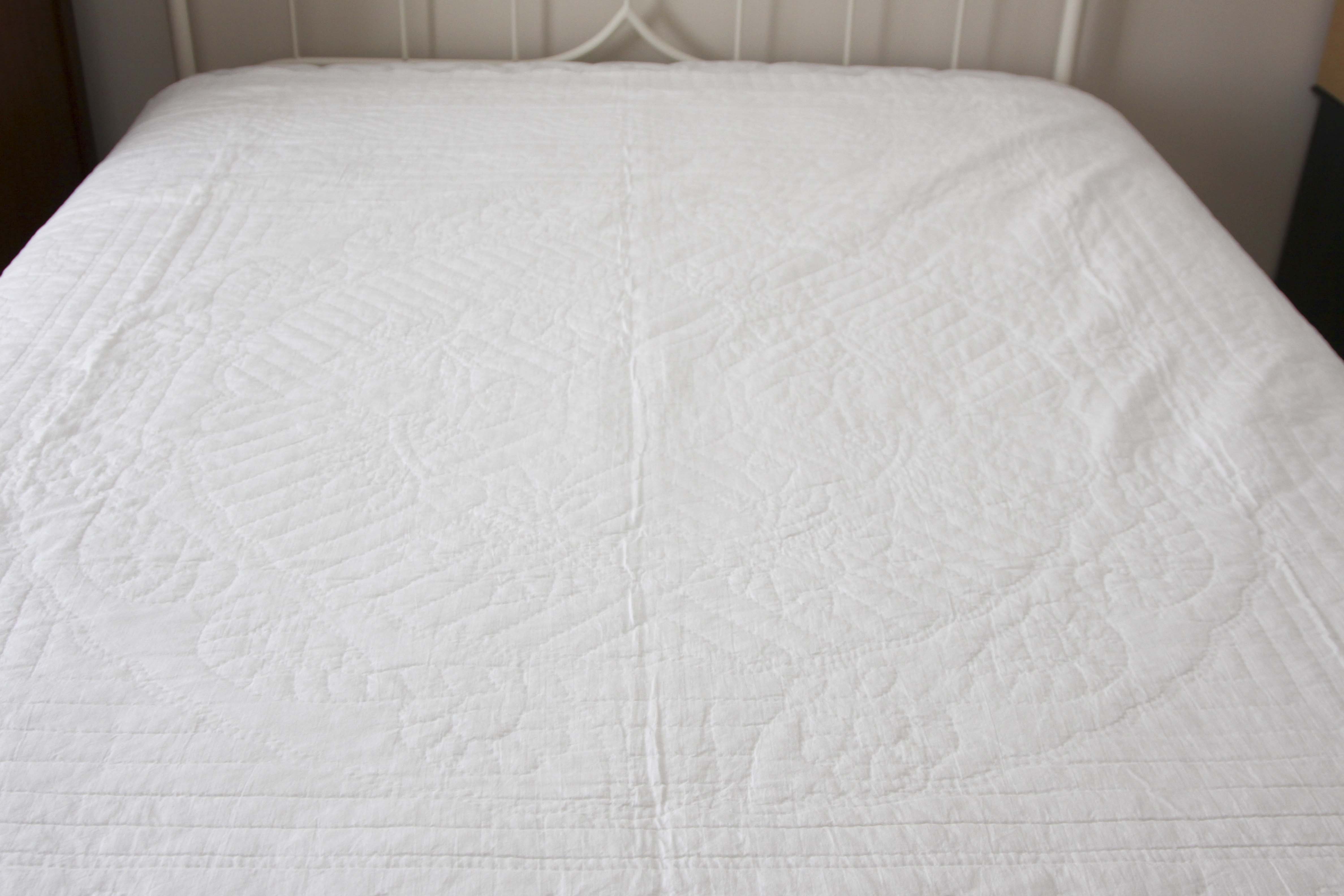 Quilt Stand and Quilts