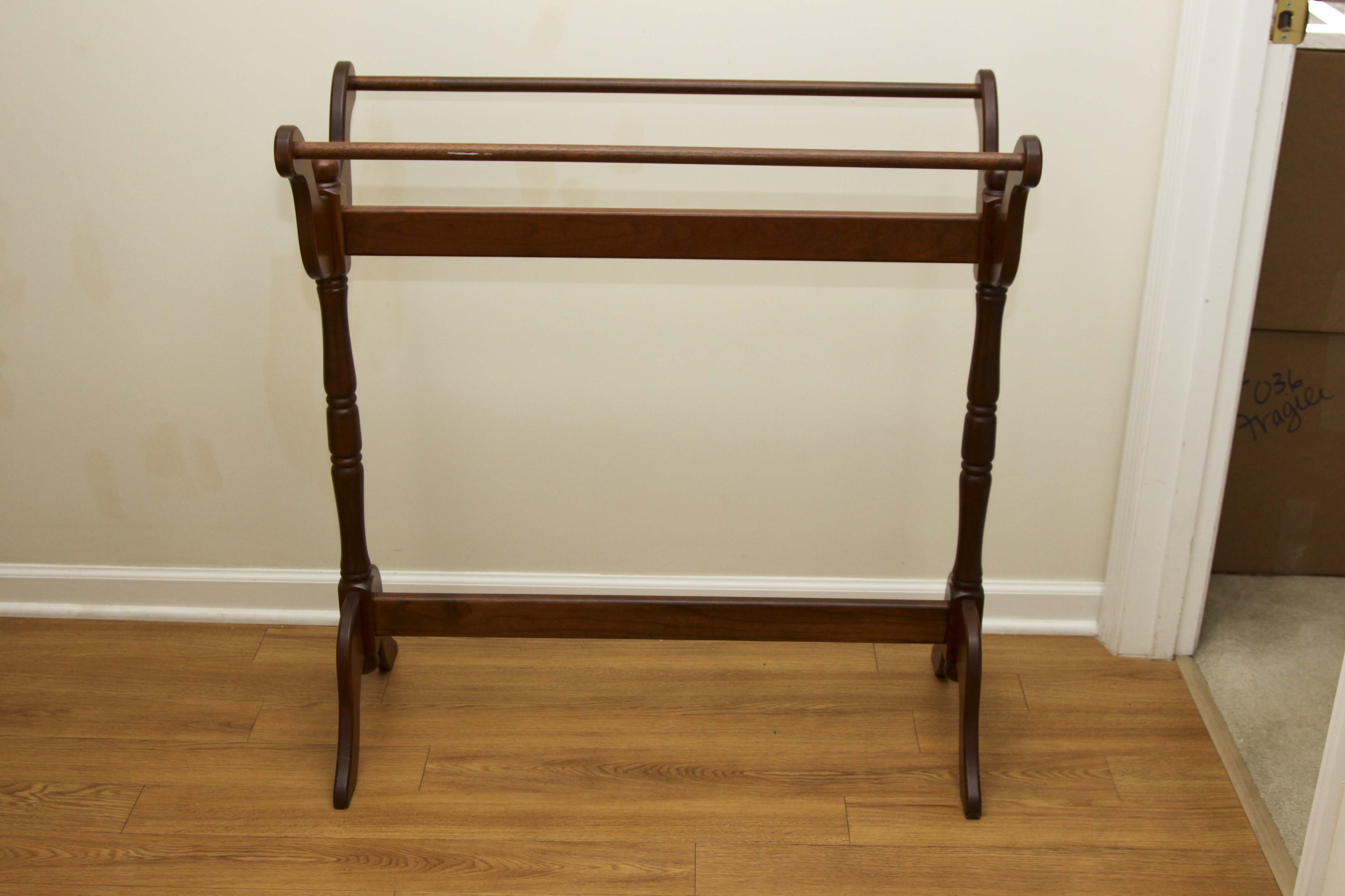 Quilt Stand and Quilts