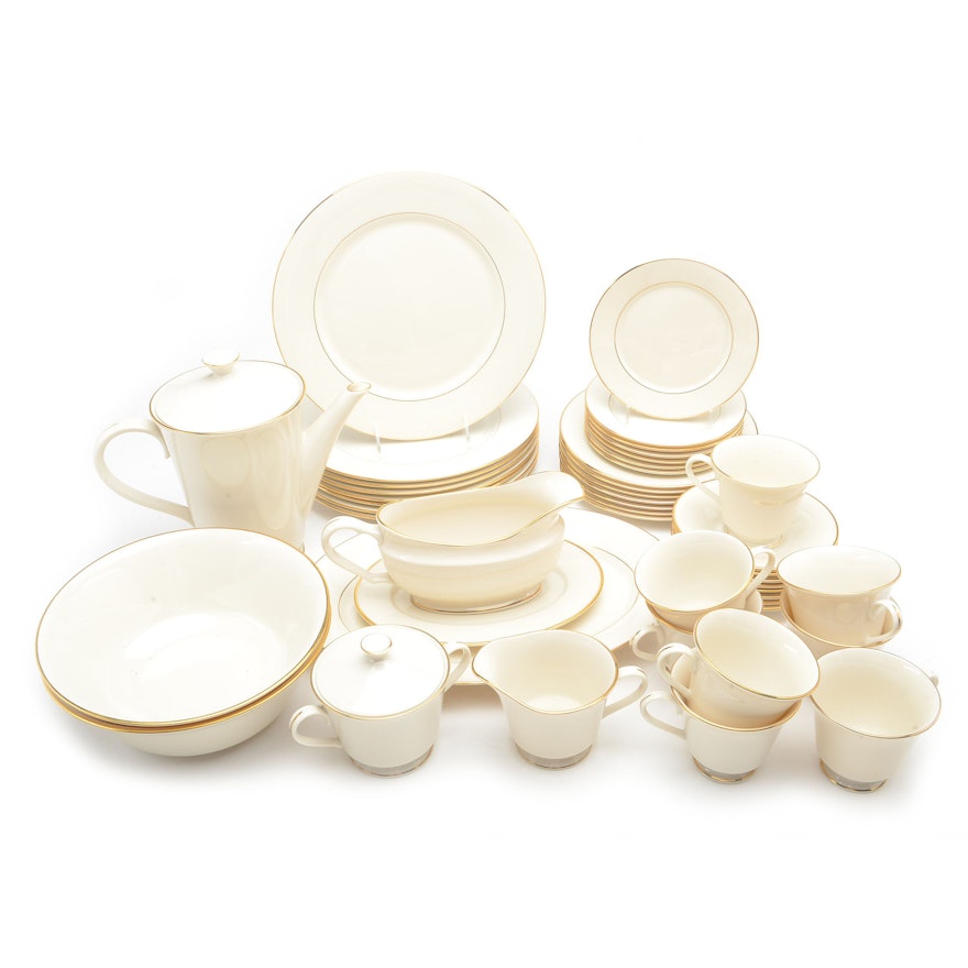 Lenox "Hayworth" from the Cosmopolitan Collection Dinnerware