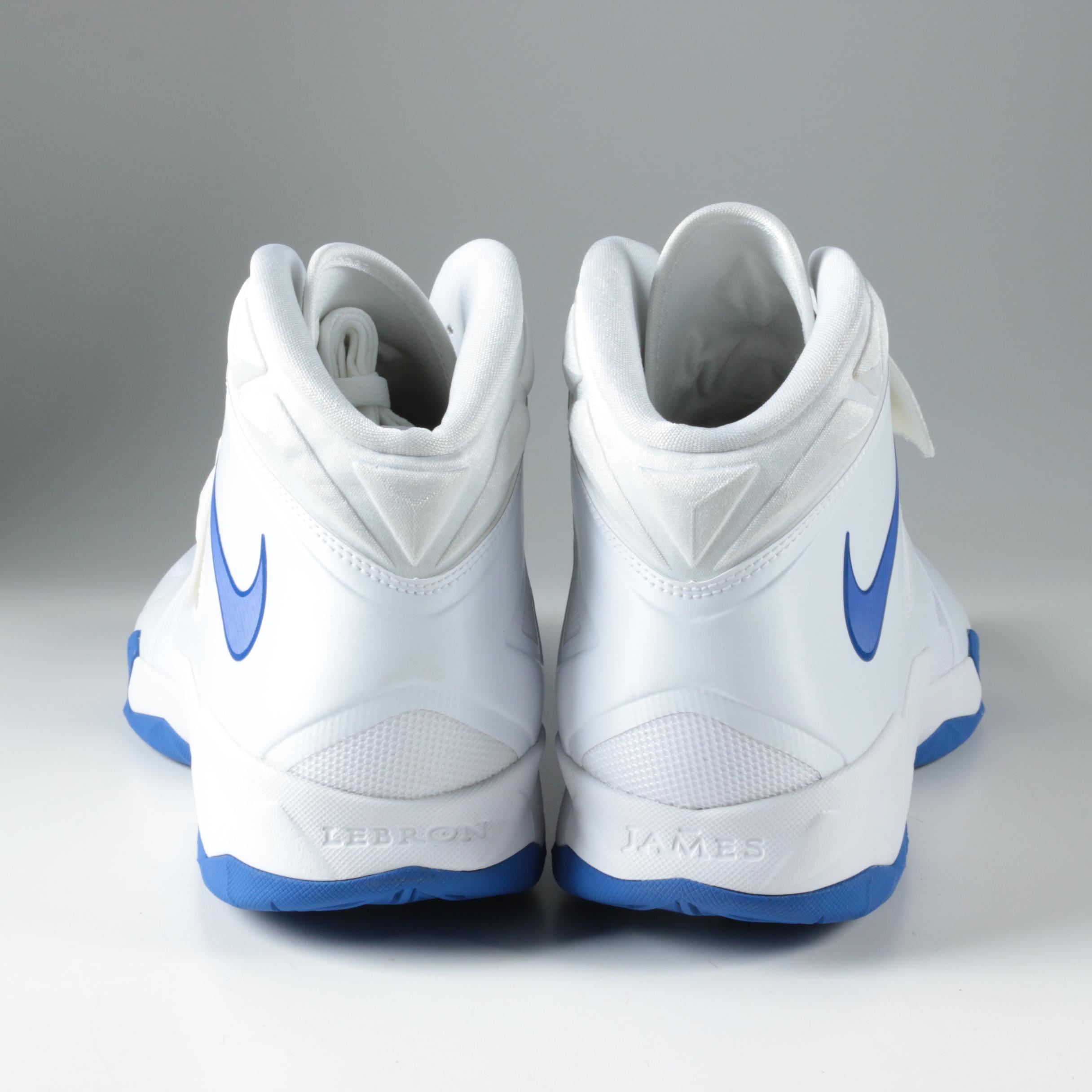 Men's UK Team Issued Nike Zoom LeBron James Soldier VII Basketball Sneakers