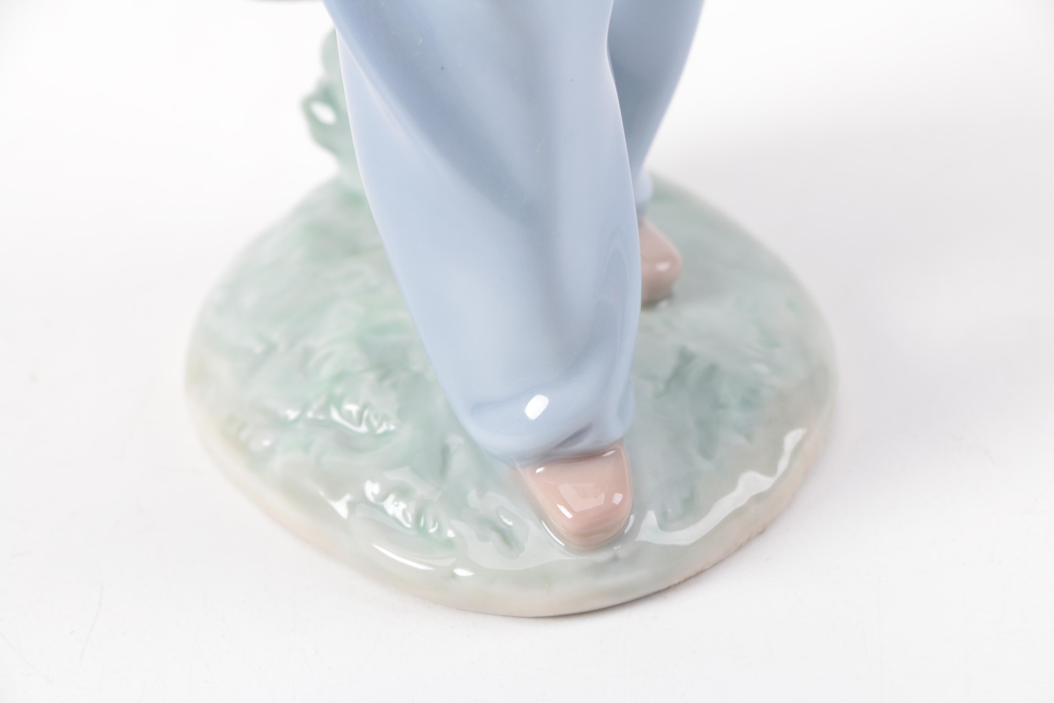 Lladró "Pocket Full of Wishes" Porcelain Collectors Society Figurine