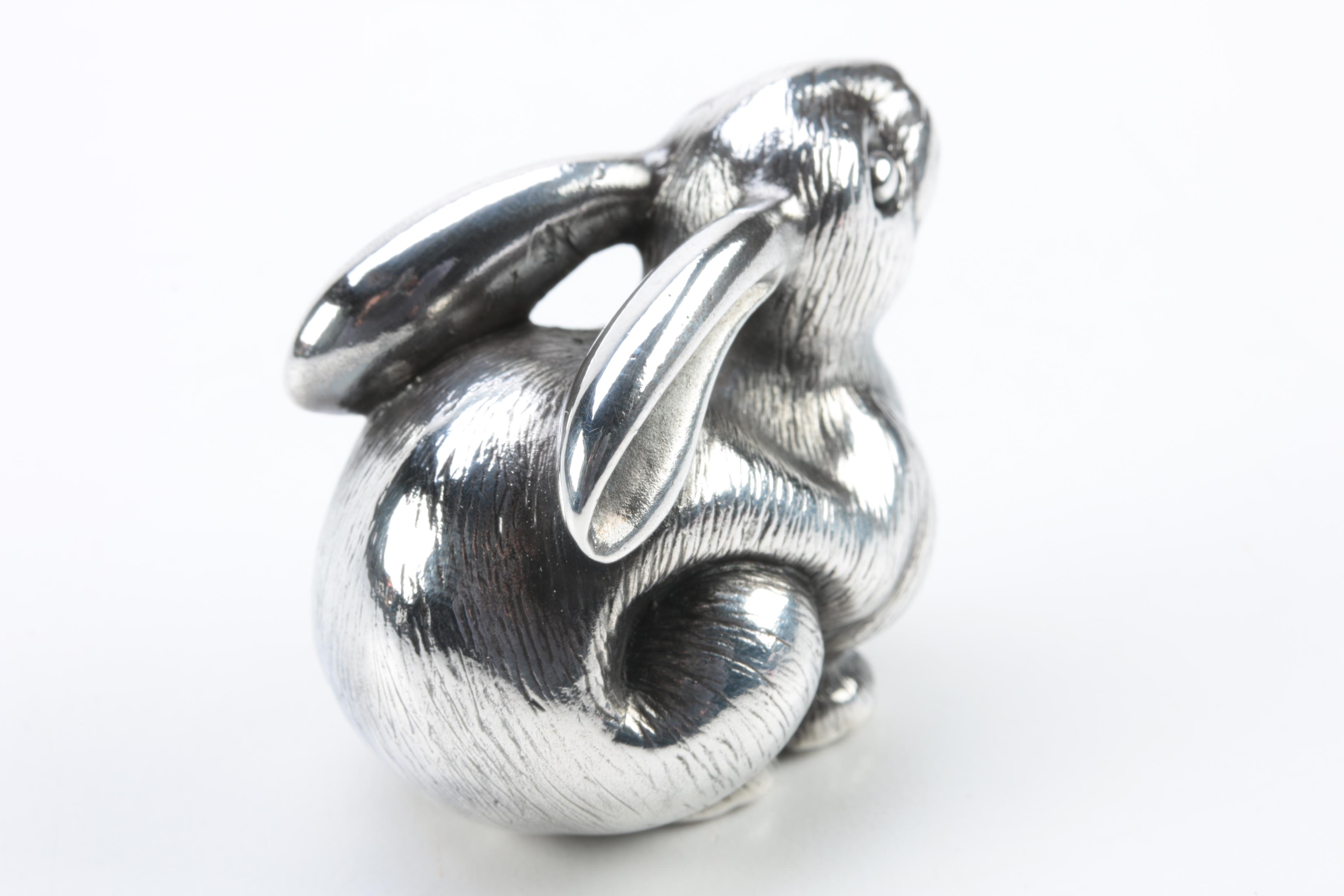 940 Silver Rabbit Figurine