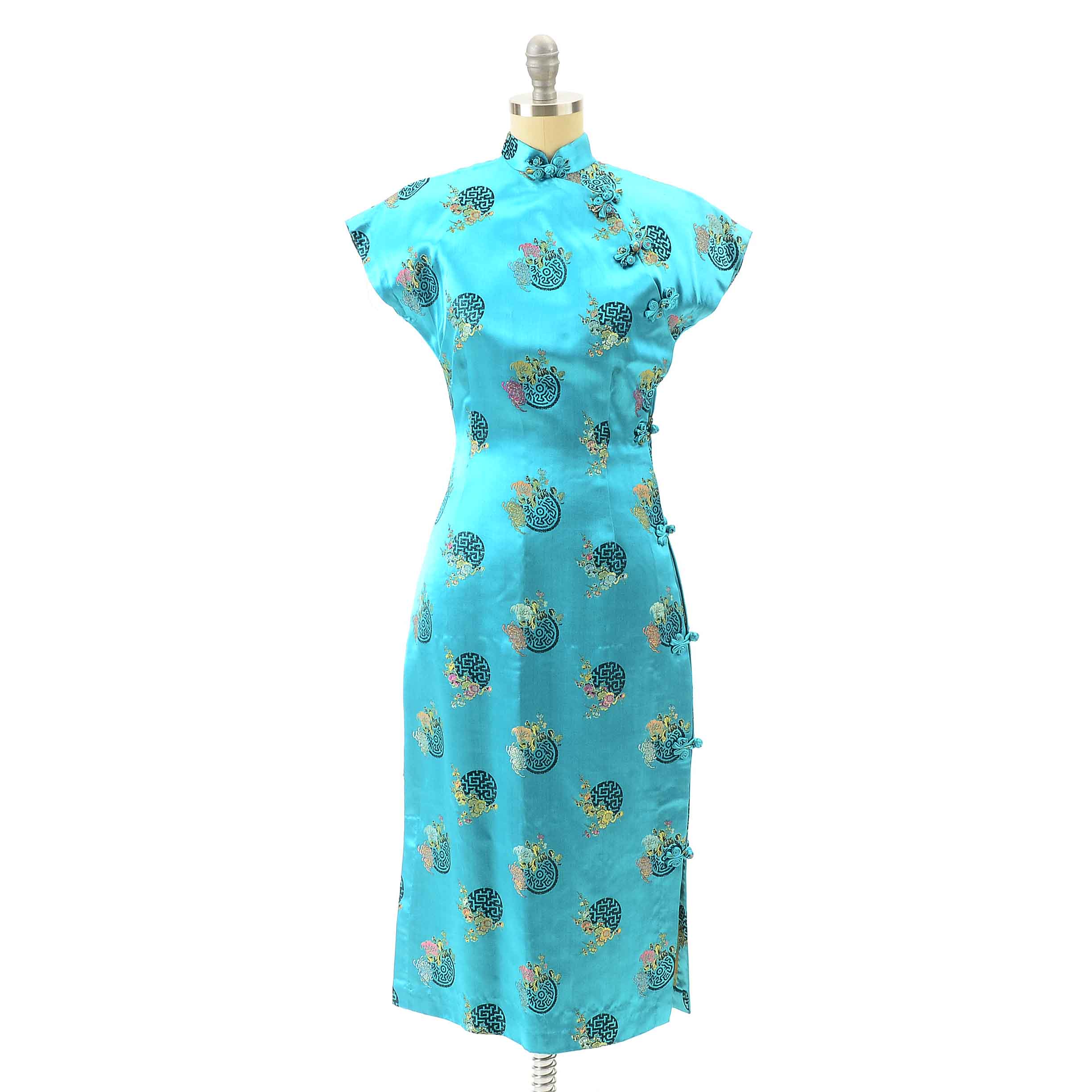 Vintage Chinese Cheongsam Dress