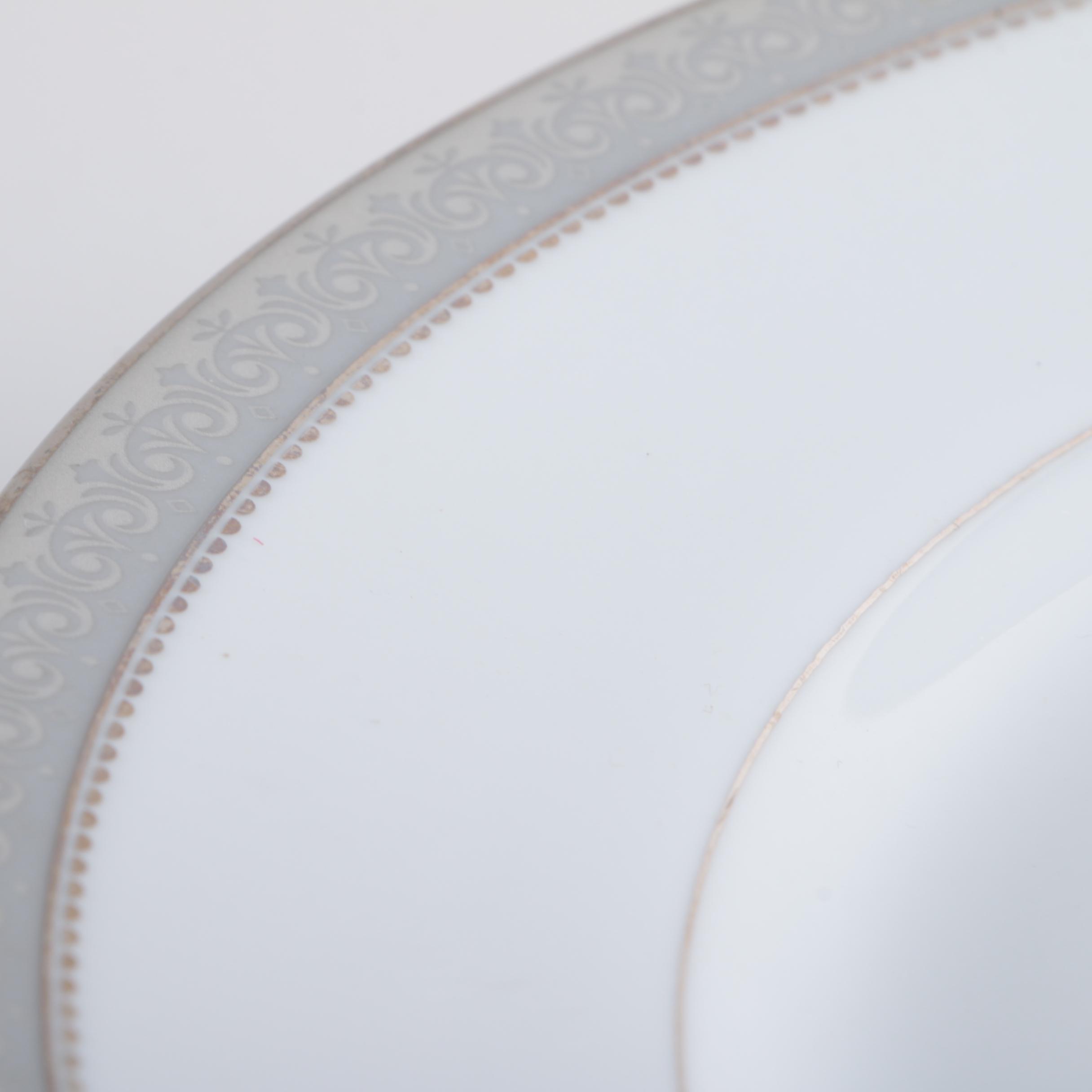 Mikasa "Platinum Crown" Porcelain Tableware