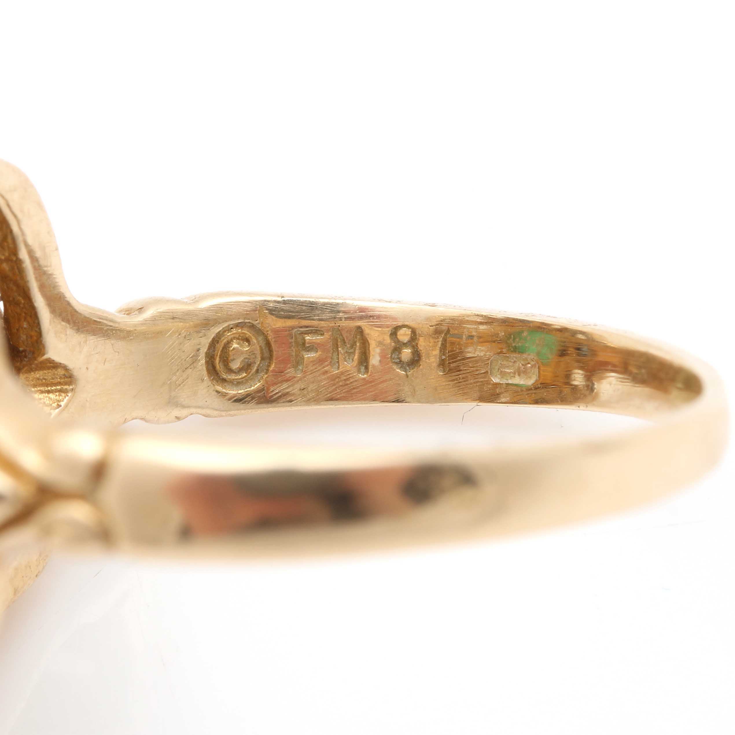 Vintage 14K Yellow Gold Emerald, Sapphire and Diamond Ring