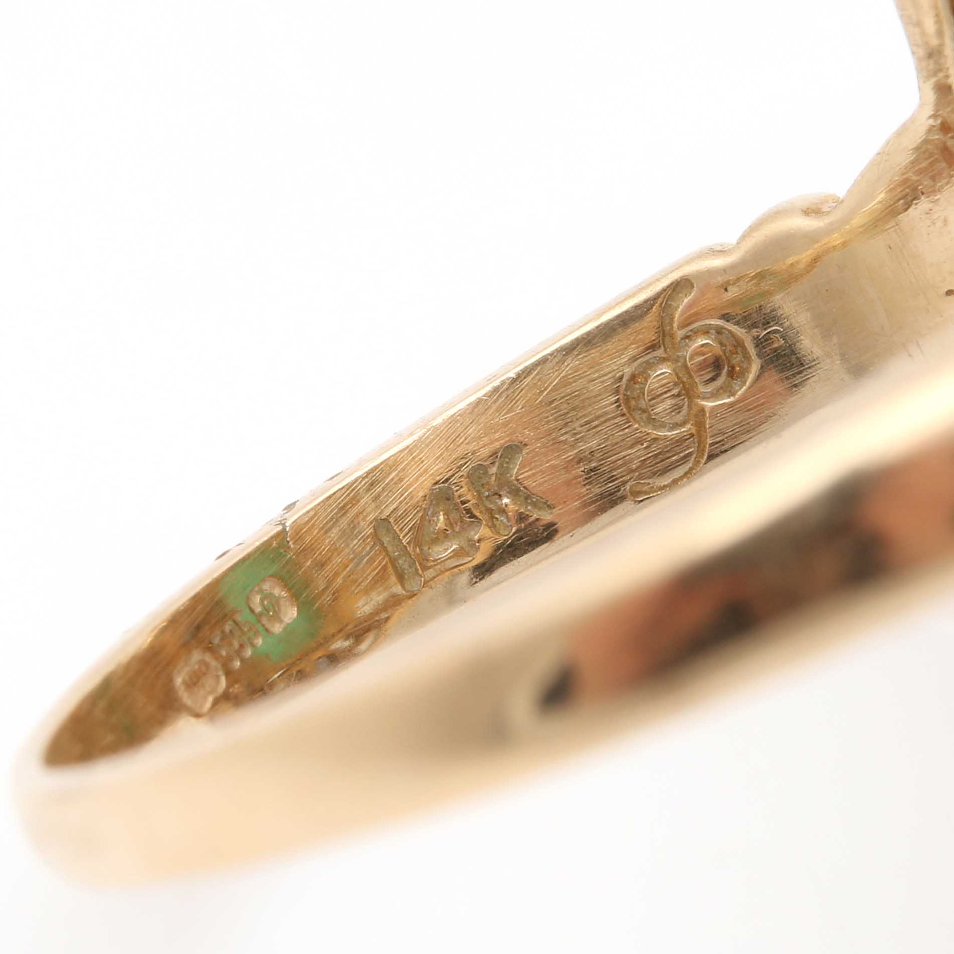 Vintage 14K Yellow Gold Emerald, Sapphire and Diamond Ring