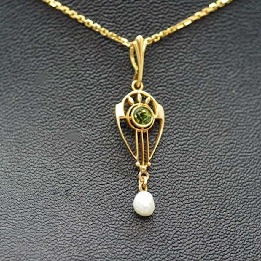 Arts and Crafts Era 14K Yellow Gold Peridot and Pearl Pendant Necklace