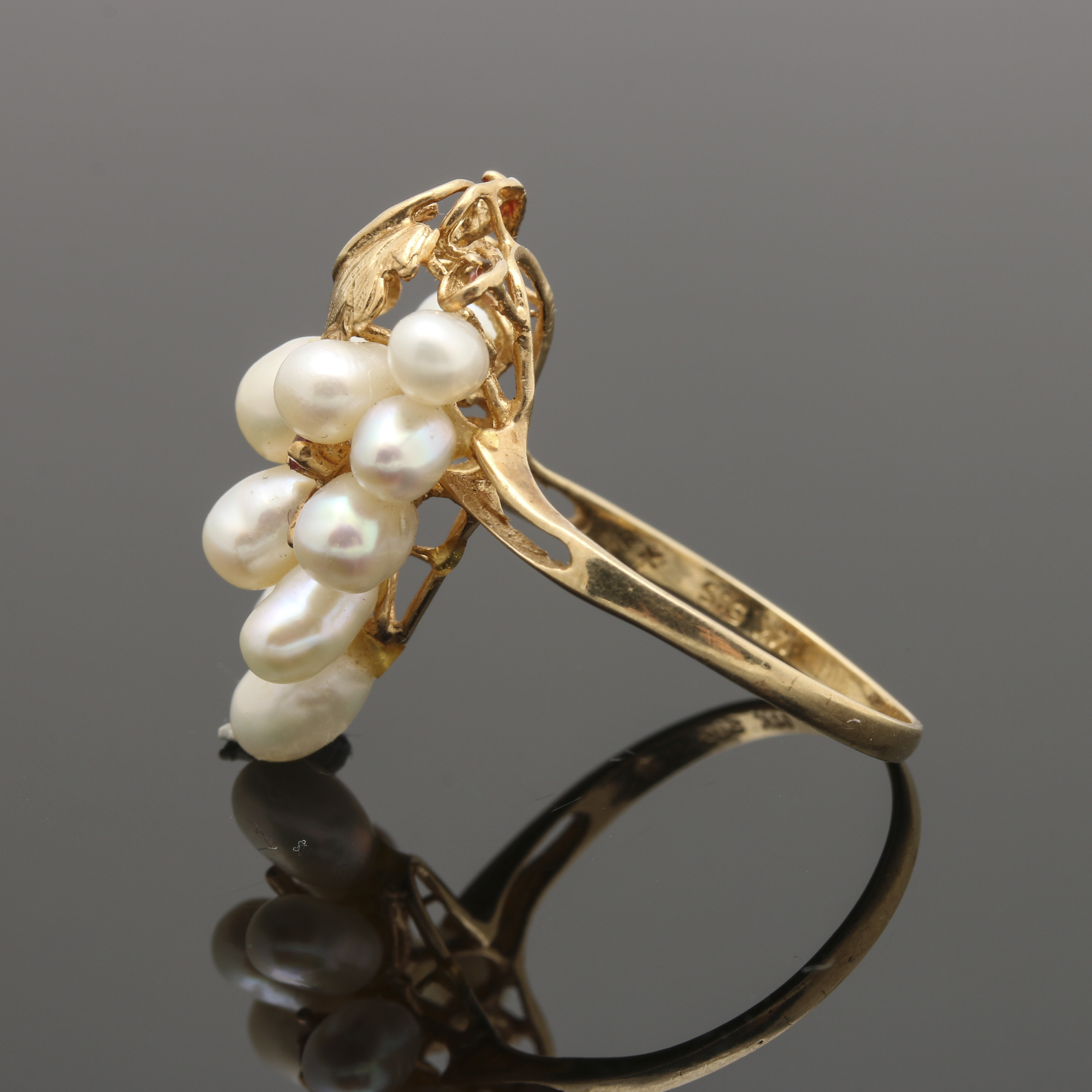 14K Yellow Gold Cultured Pearl and Ruby Foliate Ring