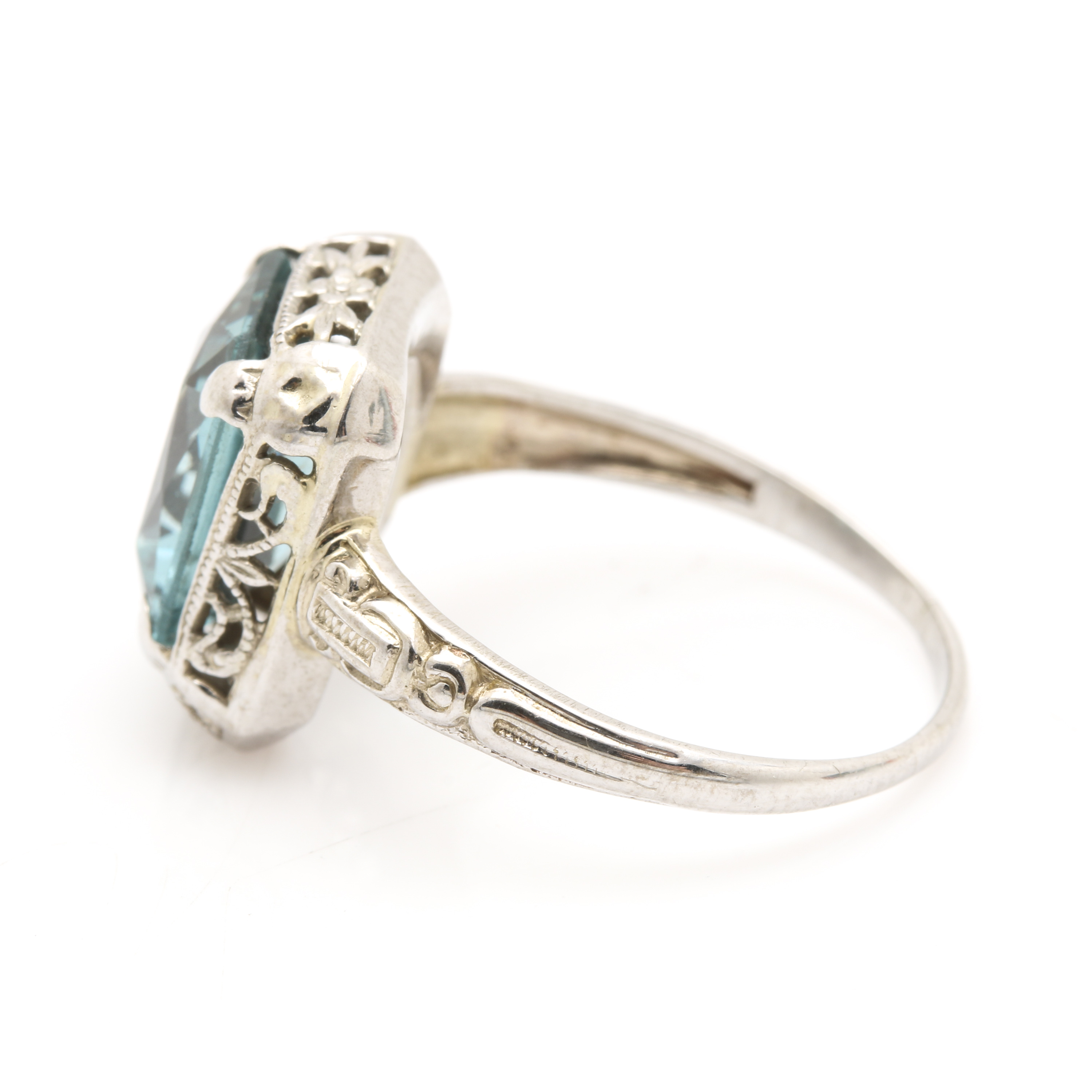 Late Edwardian 14K White Gold Spinel Ring