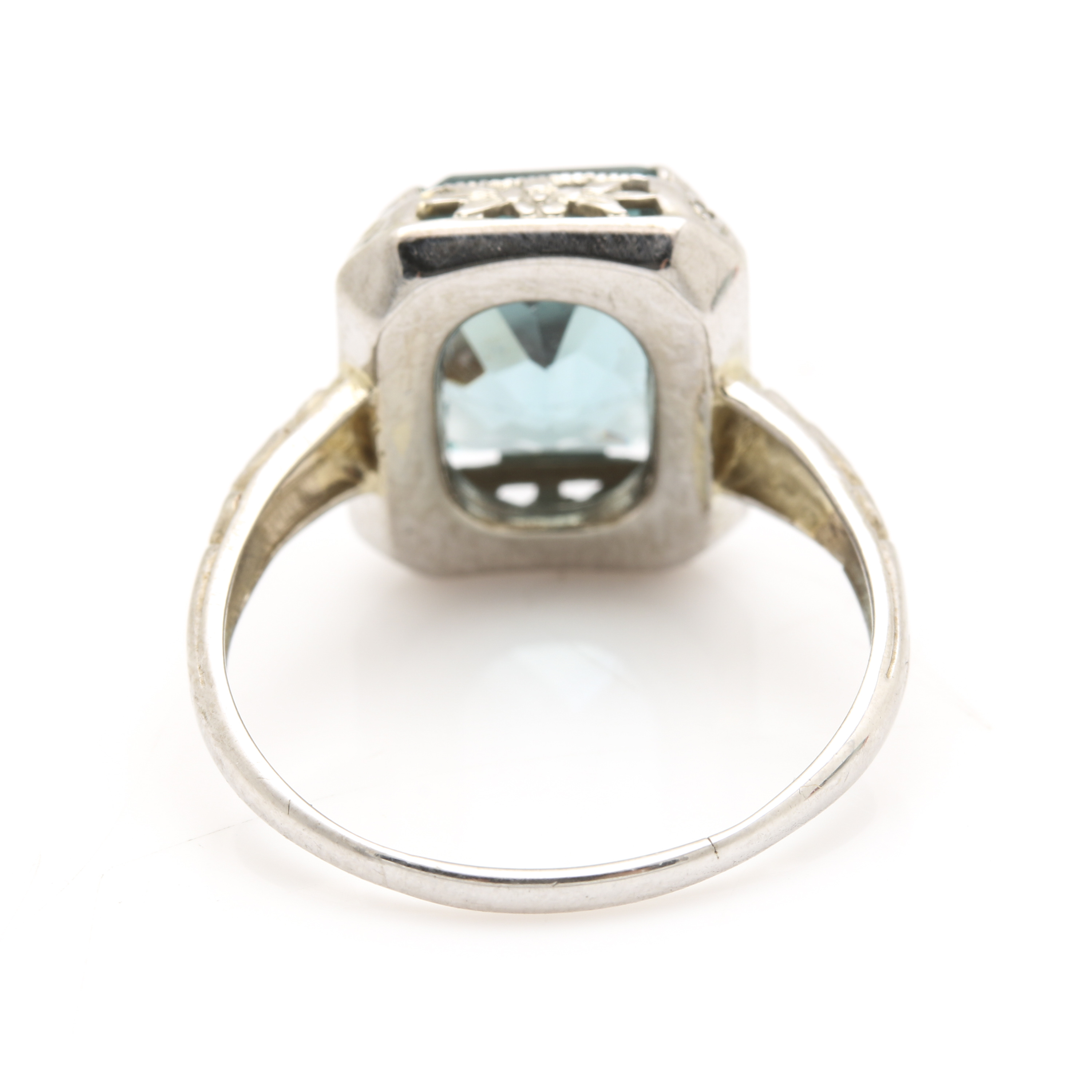 Late Edwardian 14K White Gold Spinel Ring