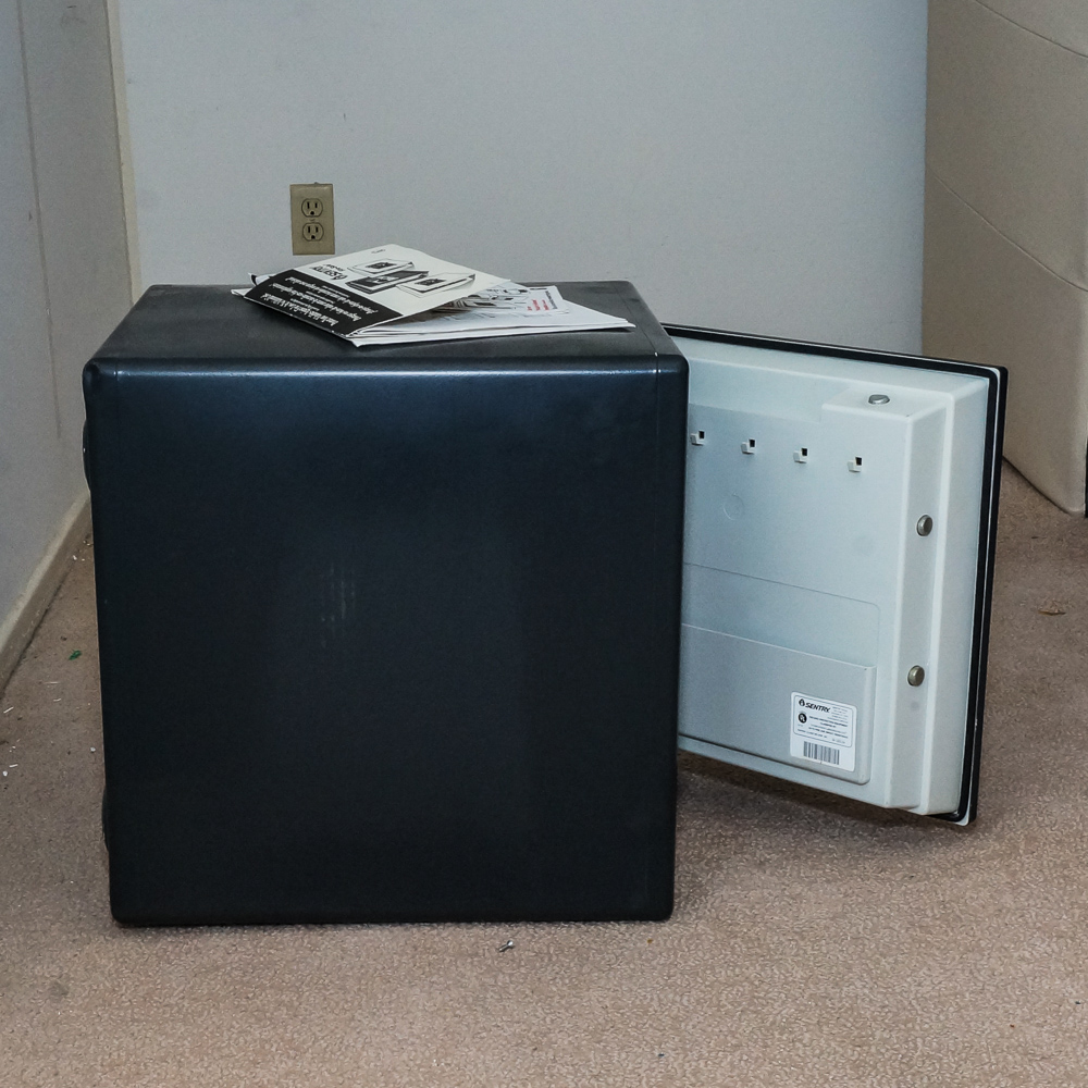 Sentry A3810 Electronic Fire Safe