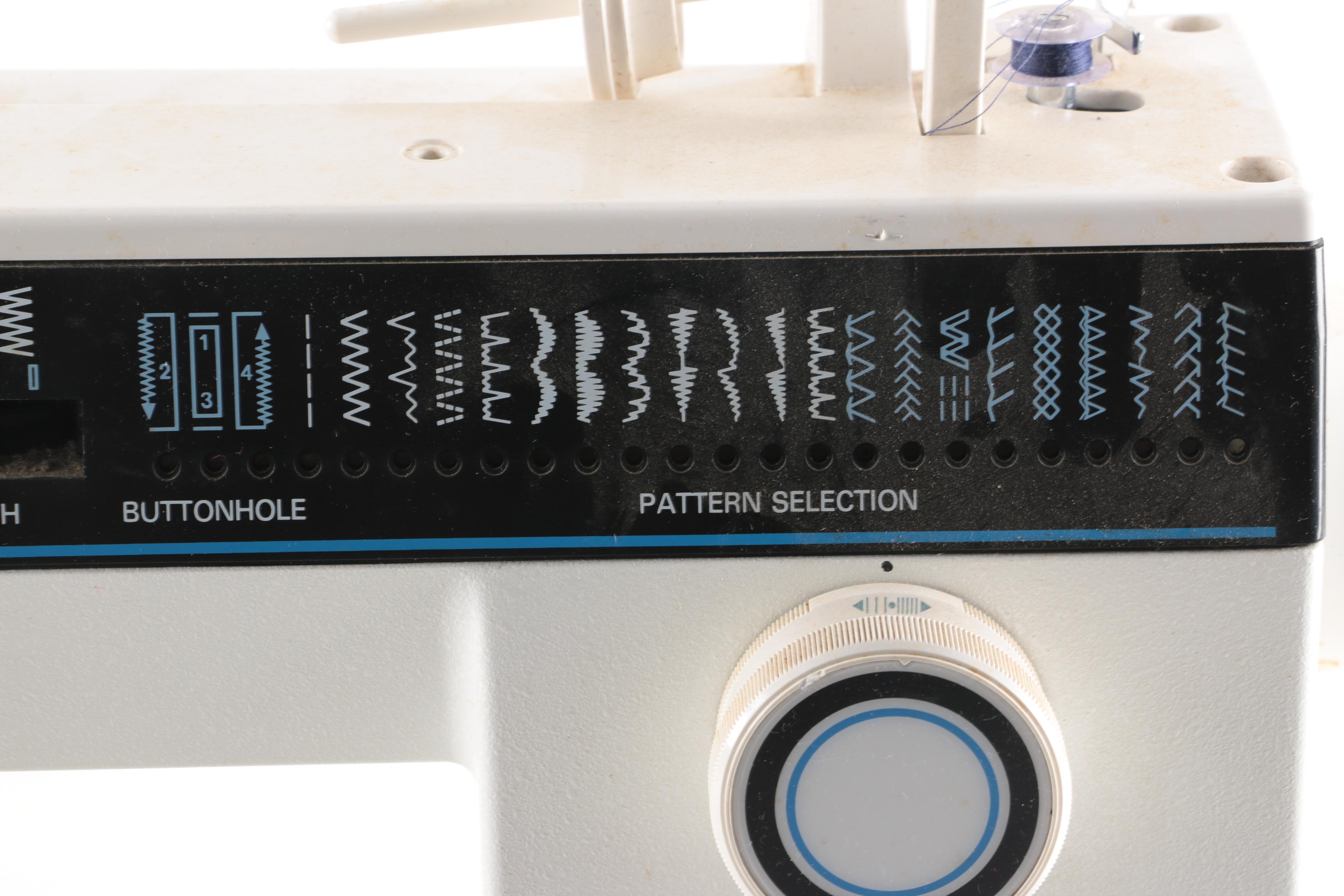 Singer Model 4562 T Sewing Machine