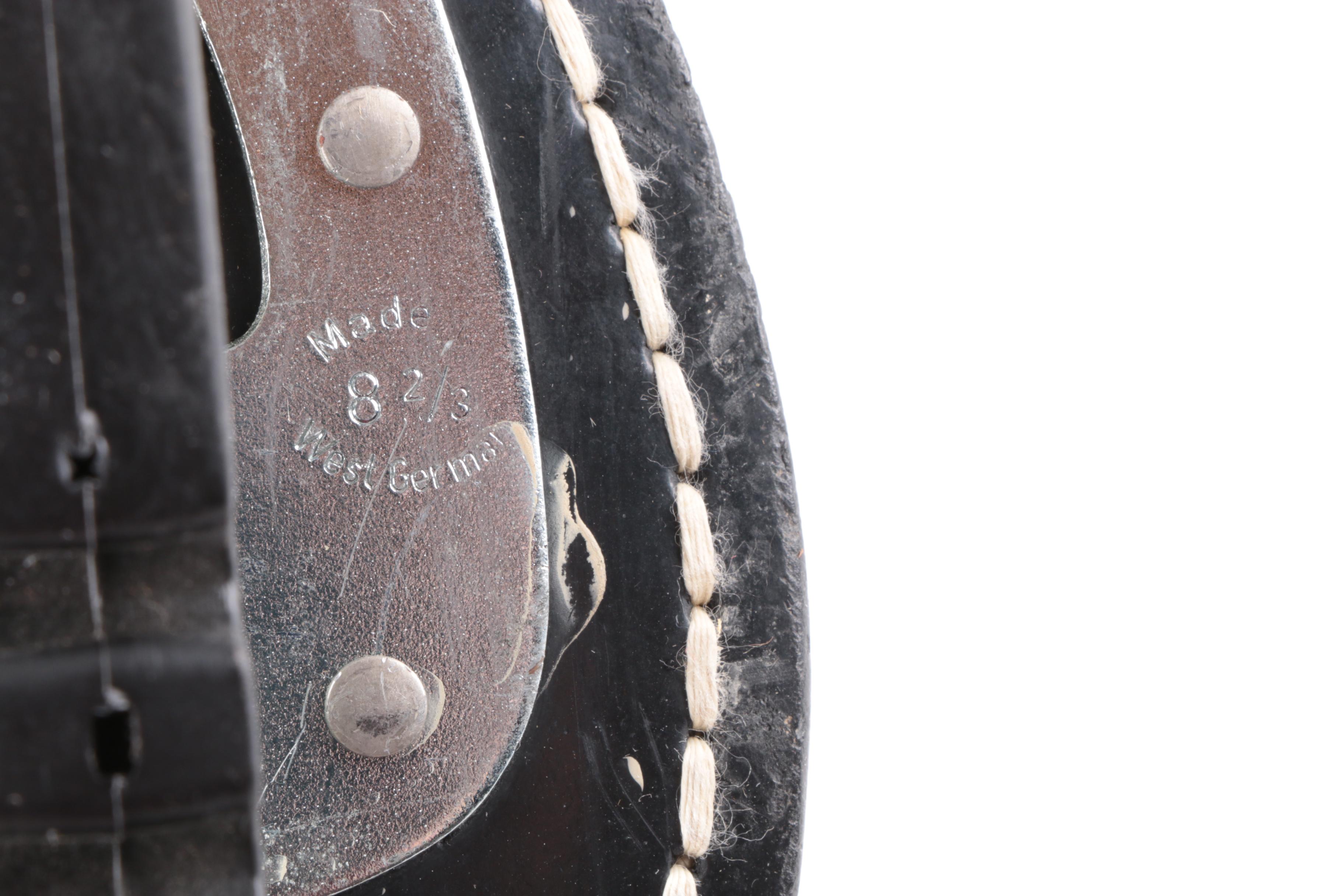 Figure Ice Skates including Dominion