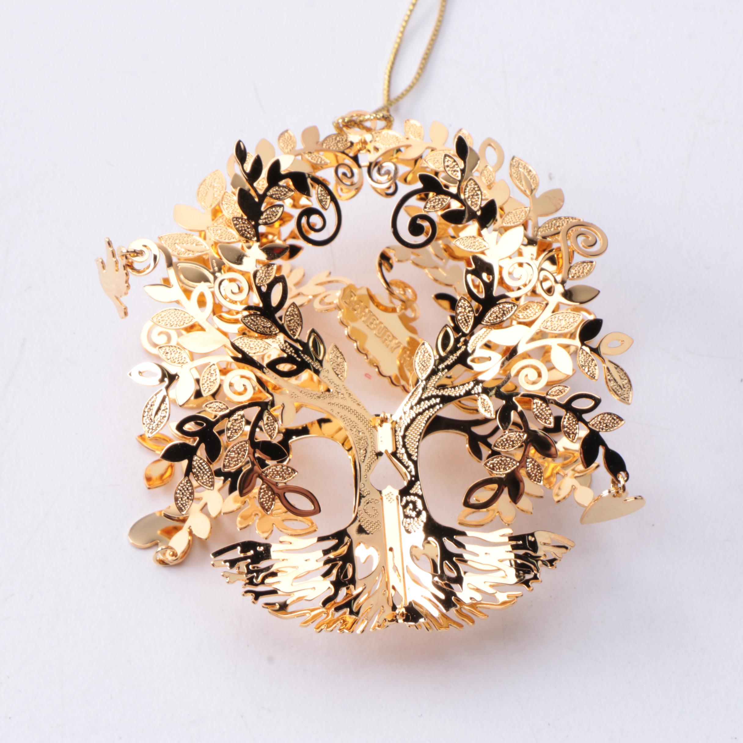 Danbury Mint 23 Karat Gold-Plated Ornament