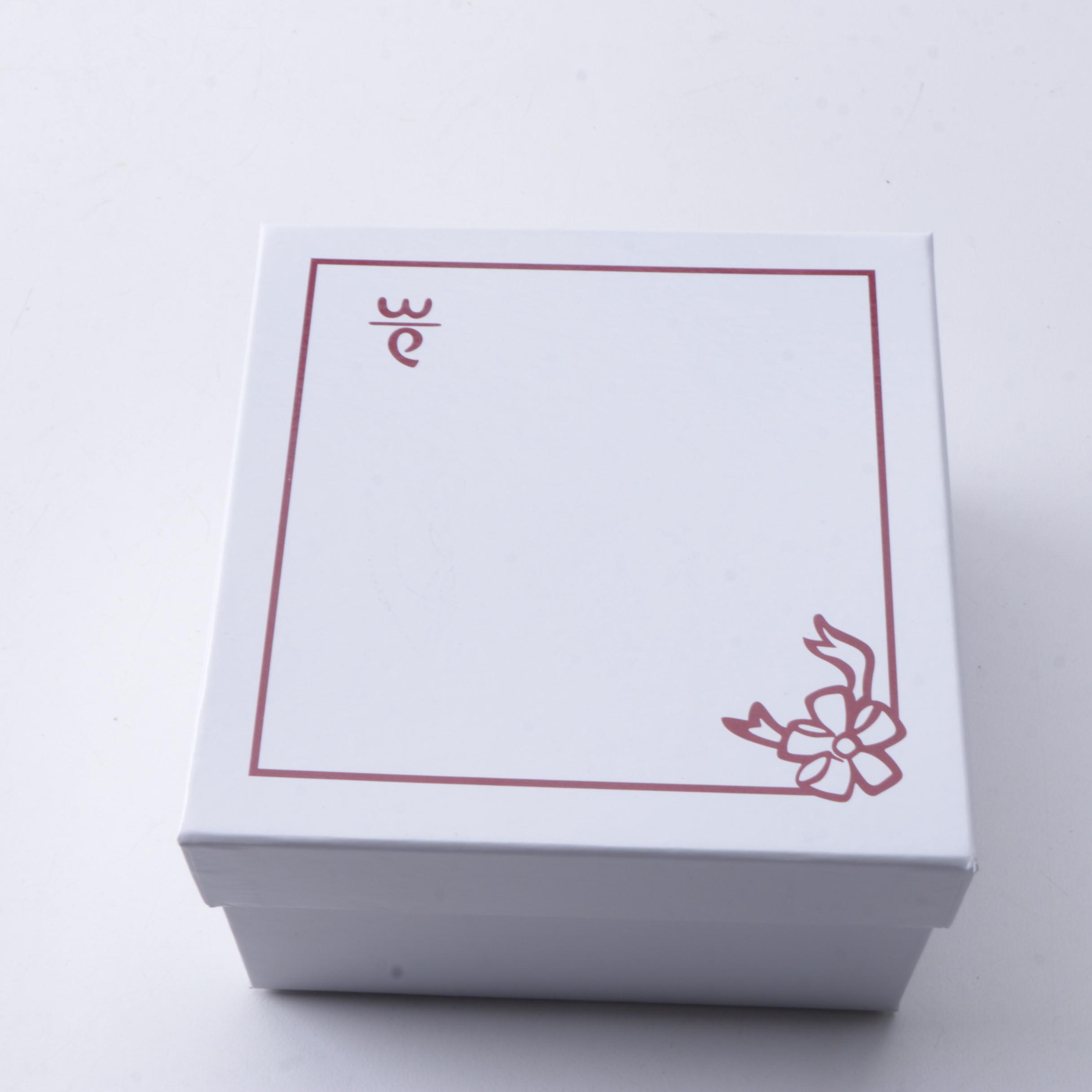 Danbury Mint 23 Karat Gold-Plated Ornament