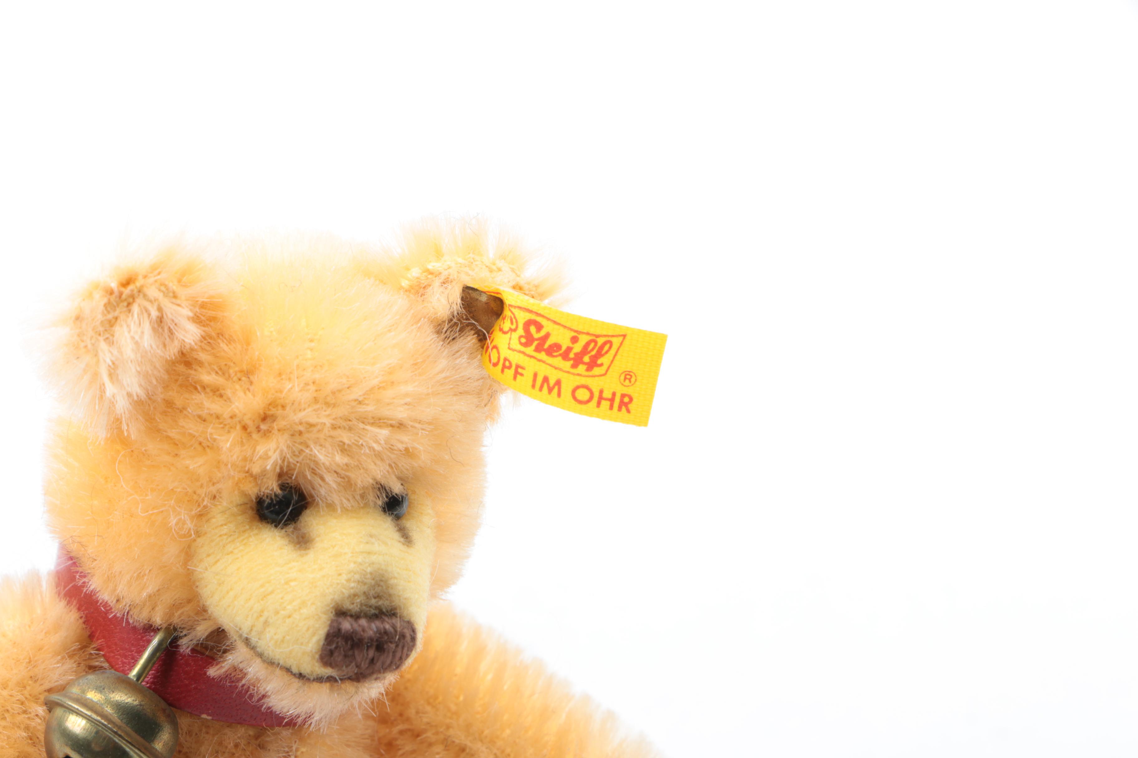 Plush Stuffed Toys Including Steiff Bears