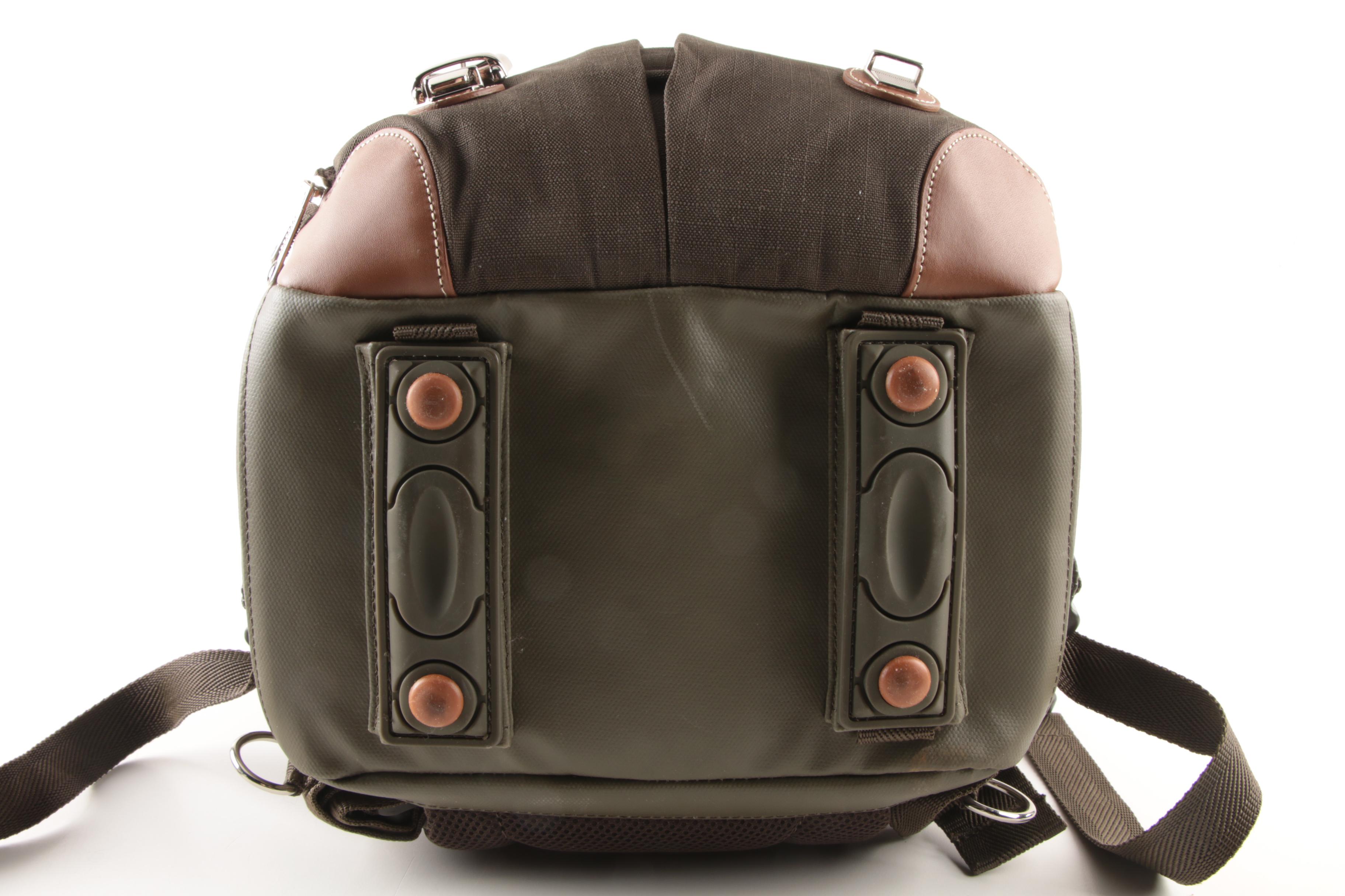 Nikon D5000 Camera with Accessories and Case