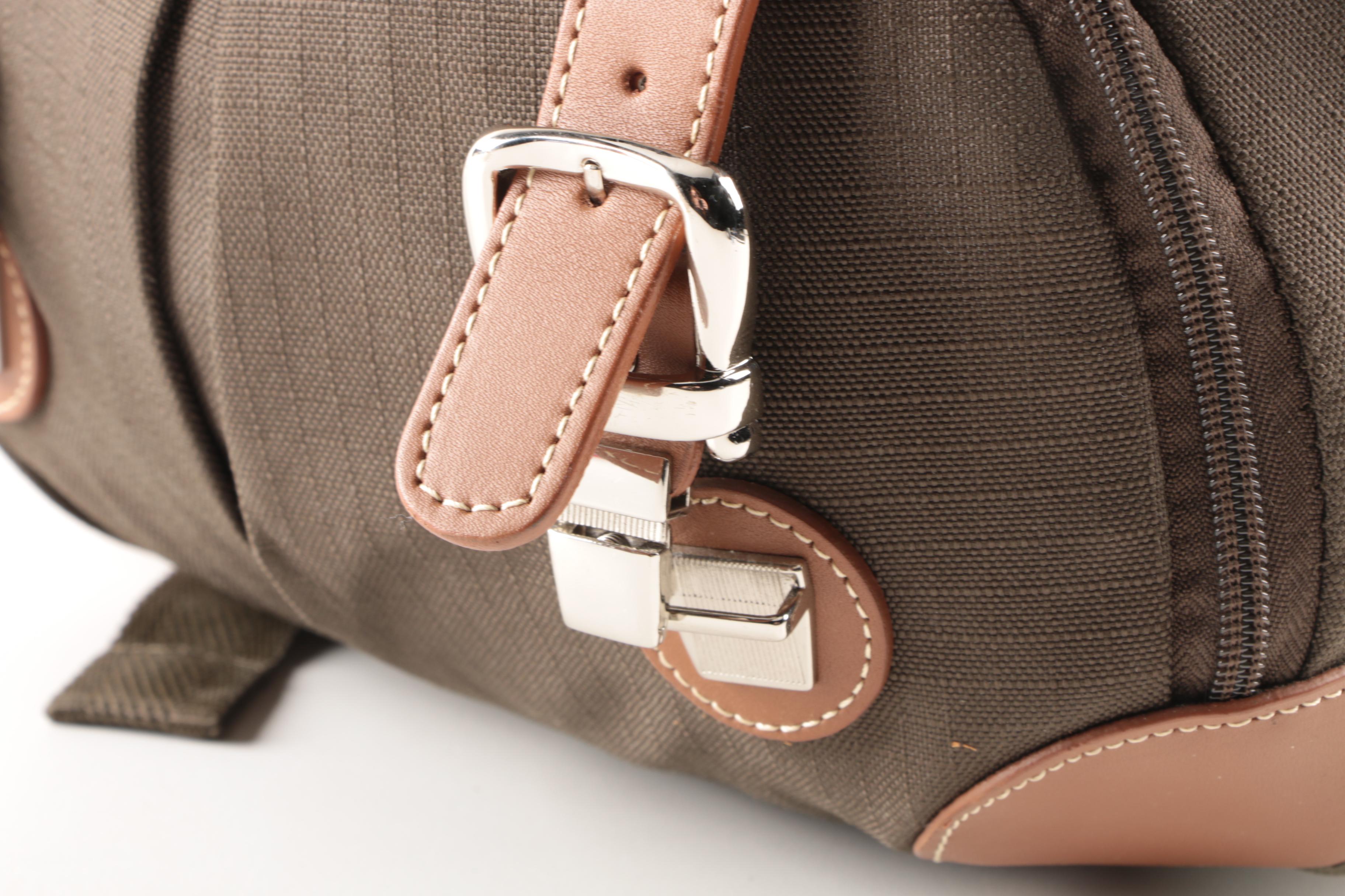 Nikon D5000 Camera with Accessories and Case