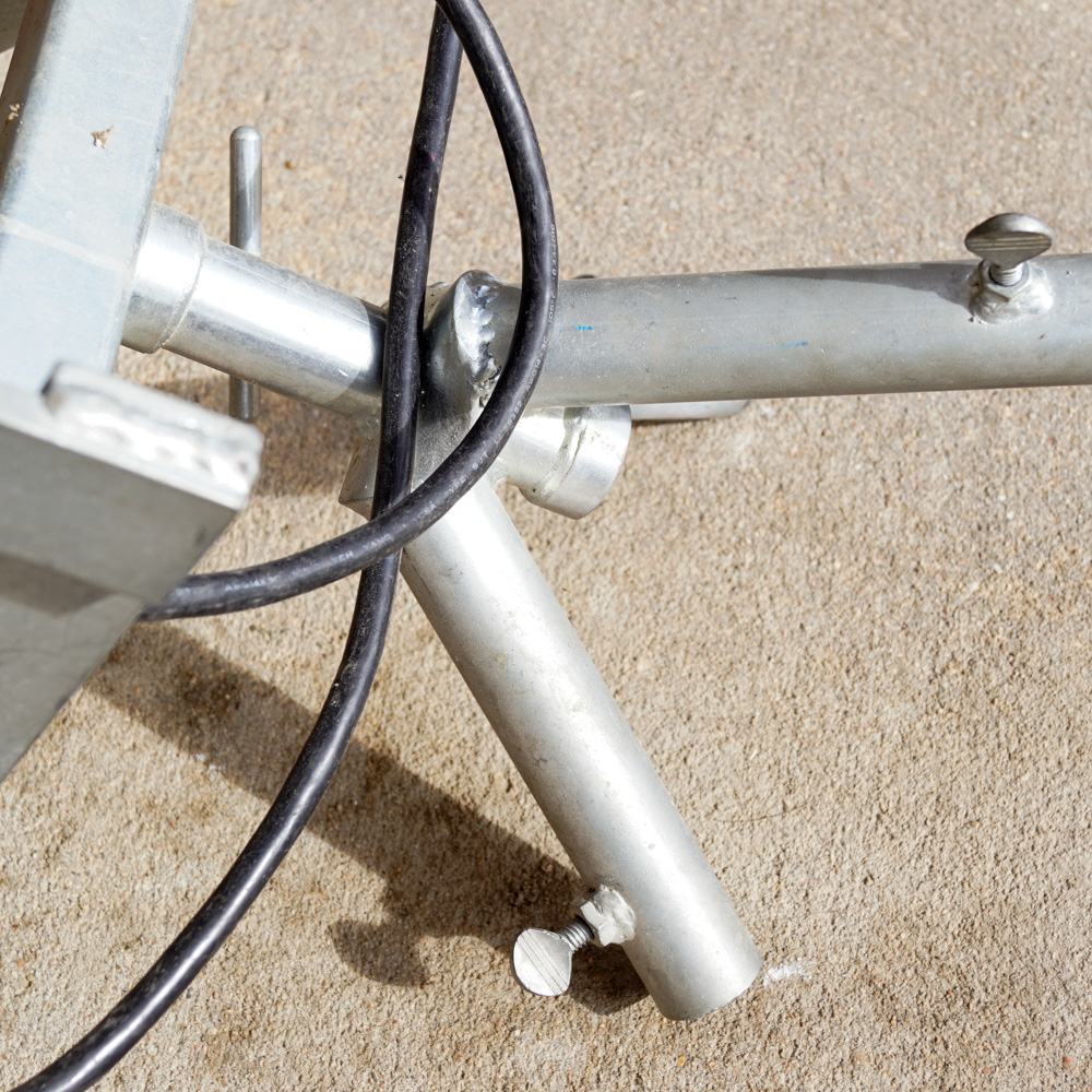 ATEC Rookie Softball Pitching Machine.