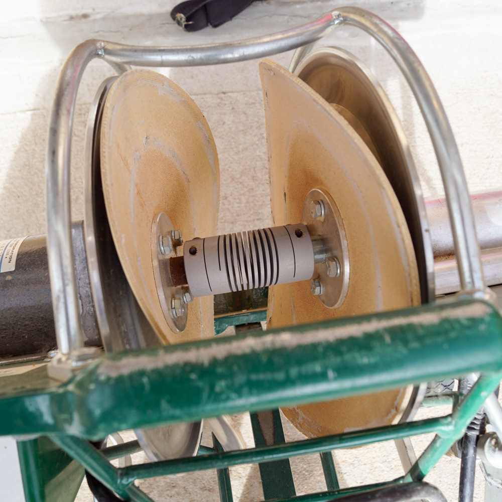 ATEC Rookie Softball Pitching Machine.