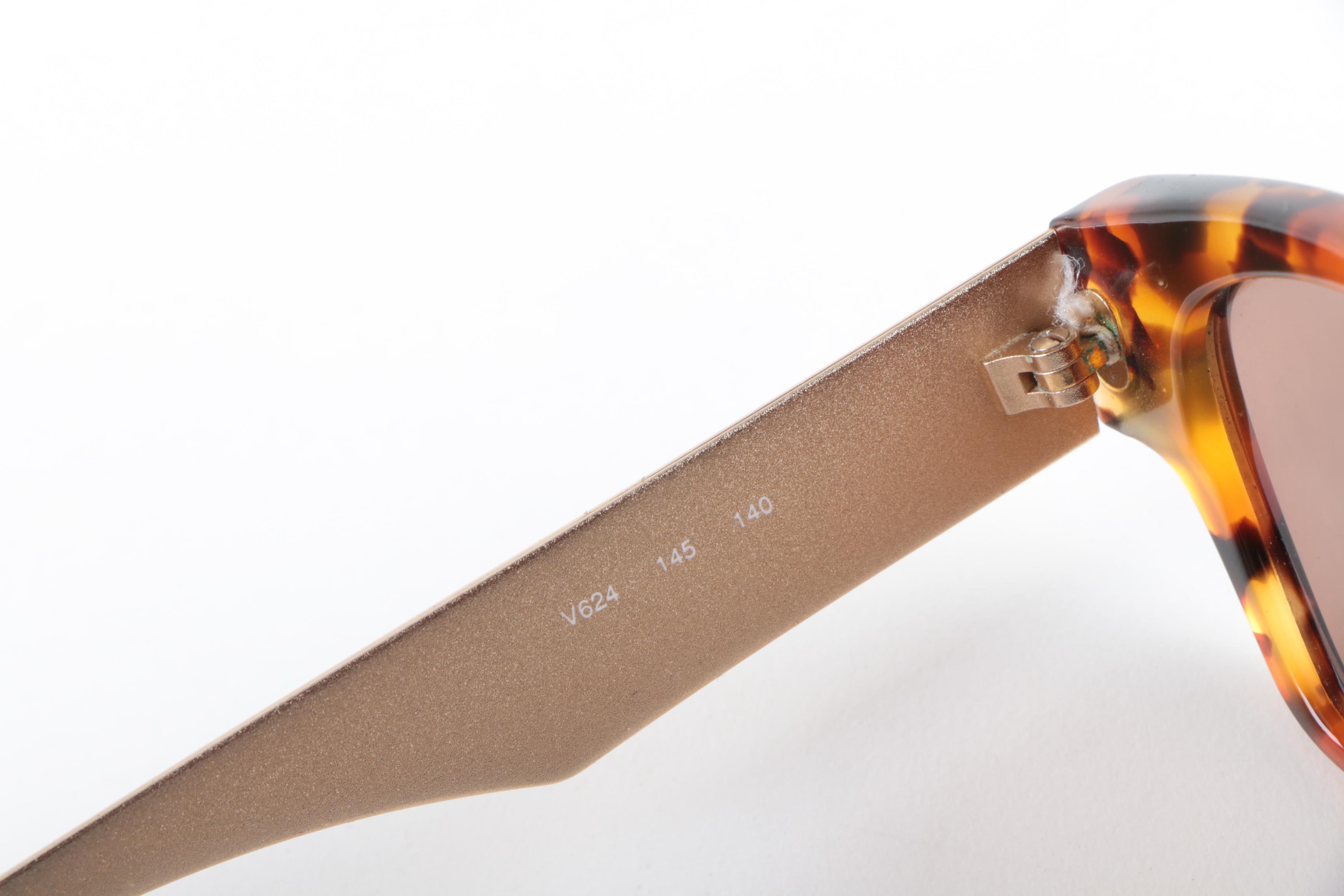 Valentino V624 145 Sunglasses