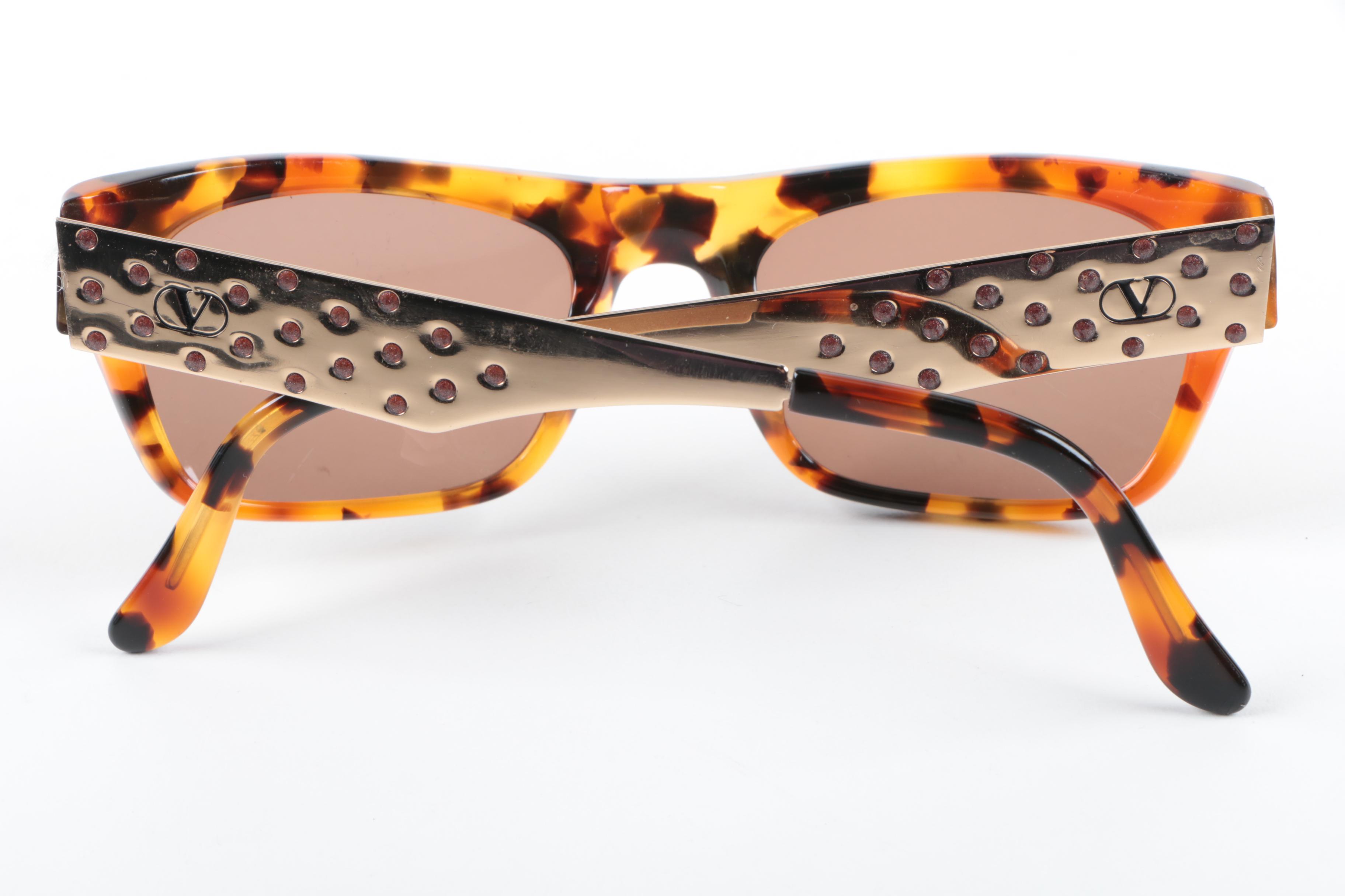 Valentino V624 145 Sunglasses