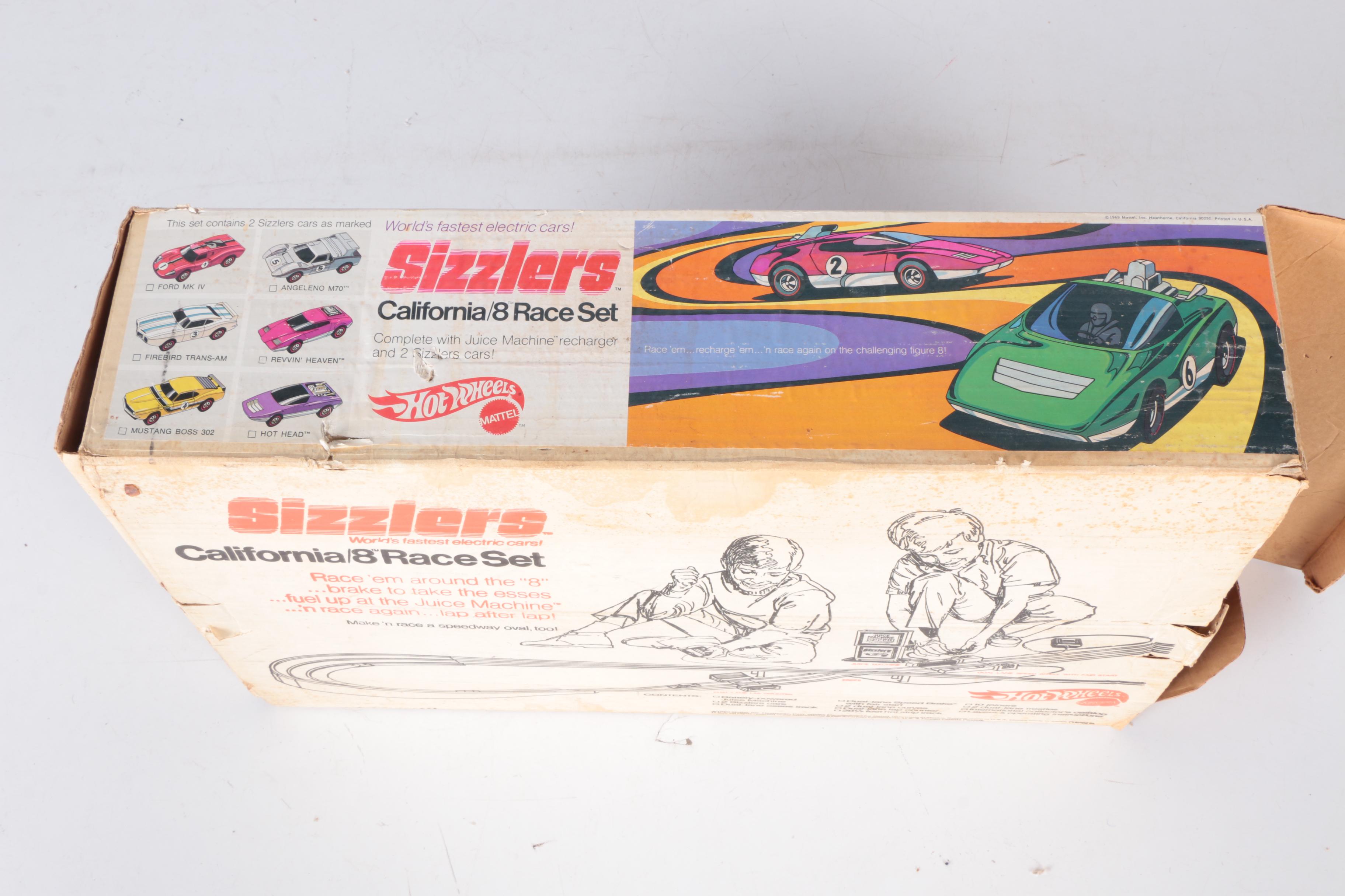 Mattel Hot Wheels "Sizzlers California/8" Race Set