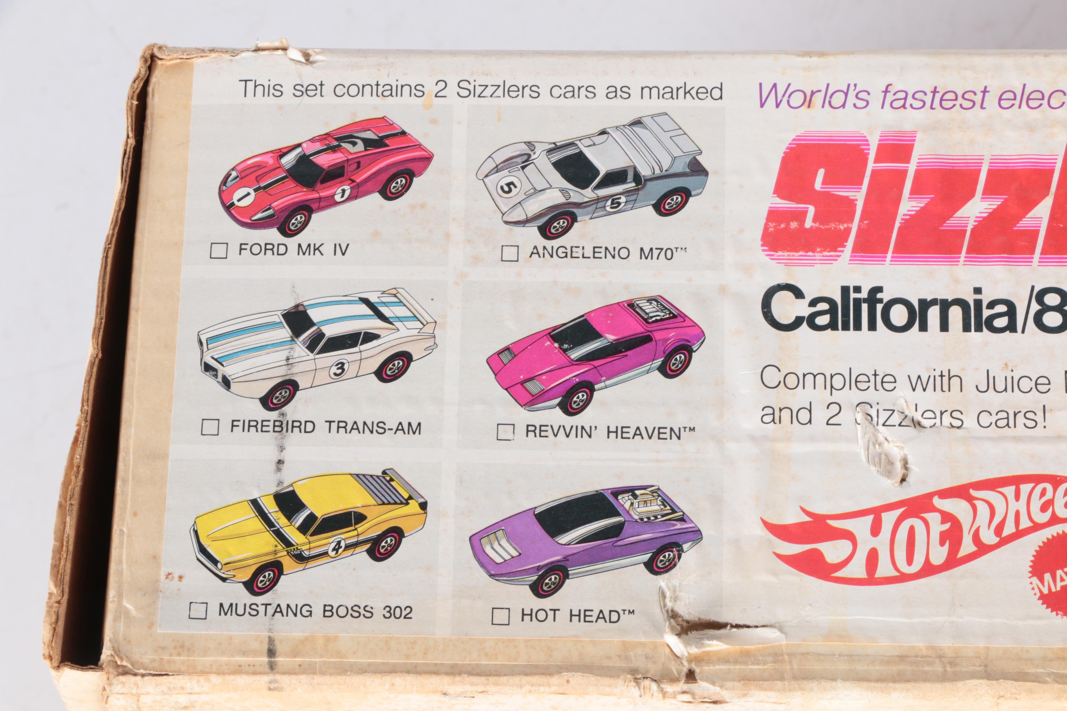Mattel Hot Wheels "Sizzlers California/8" Race Set