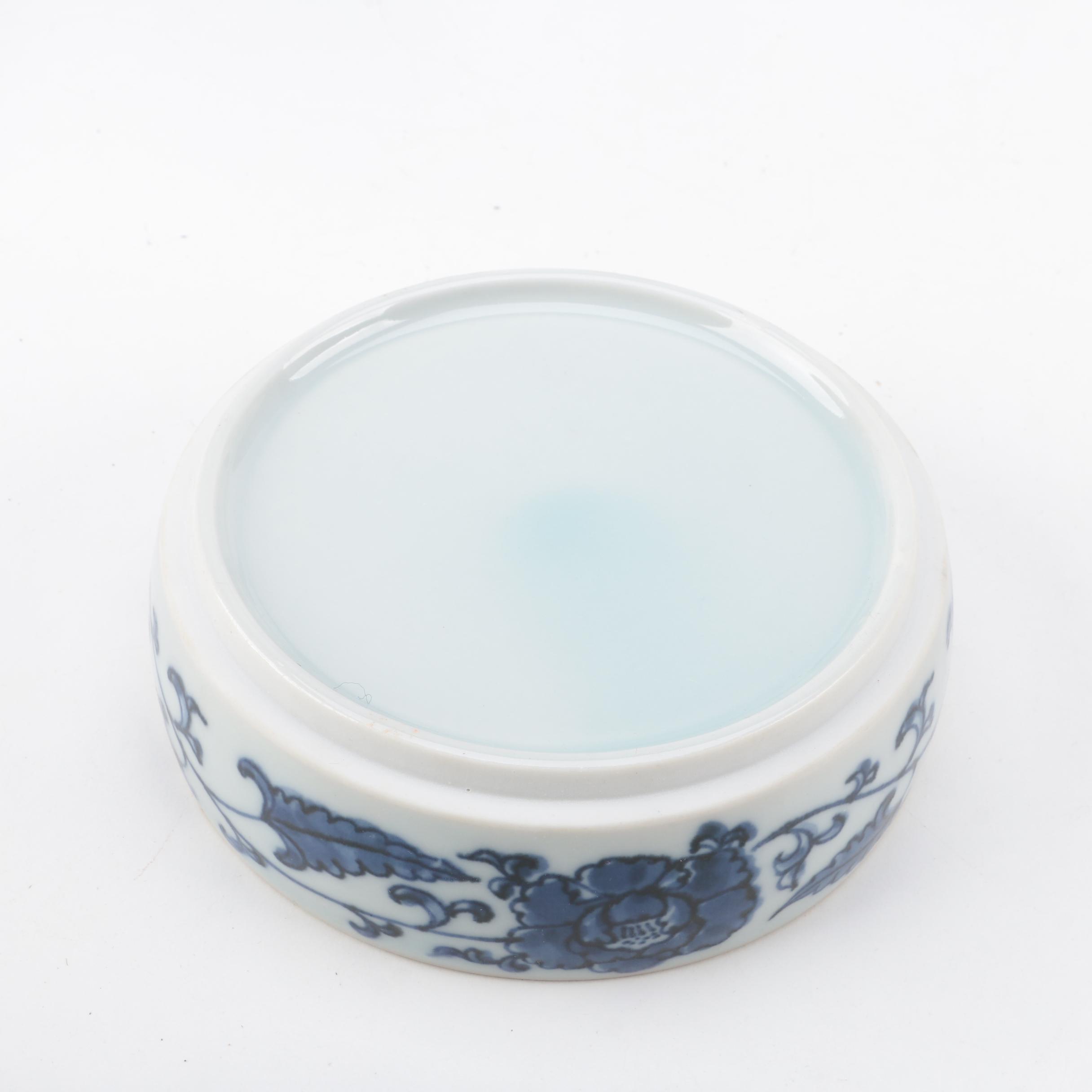 Blue and White Ceramic Decor Featuring Fitz & Floyd