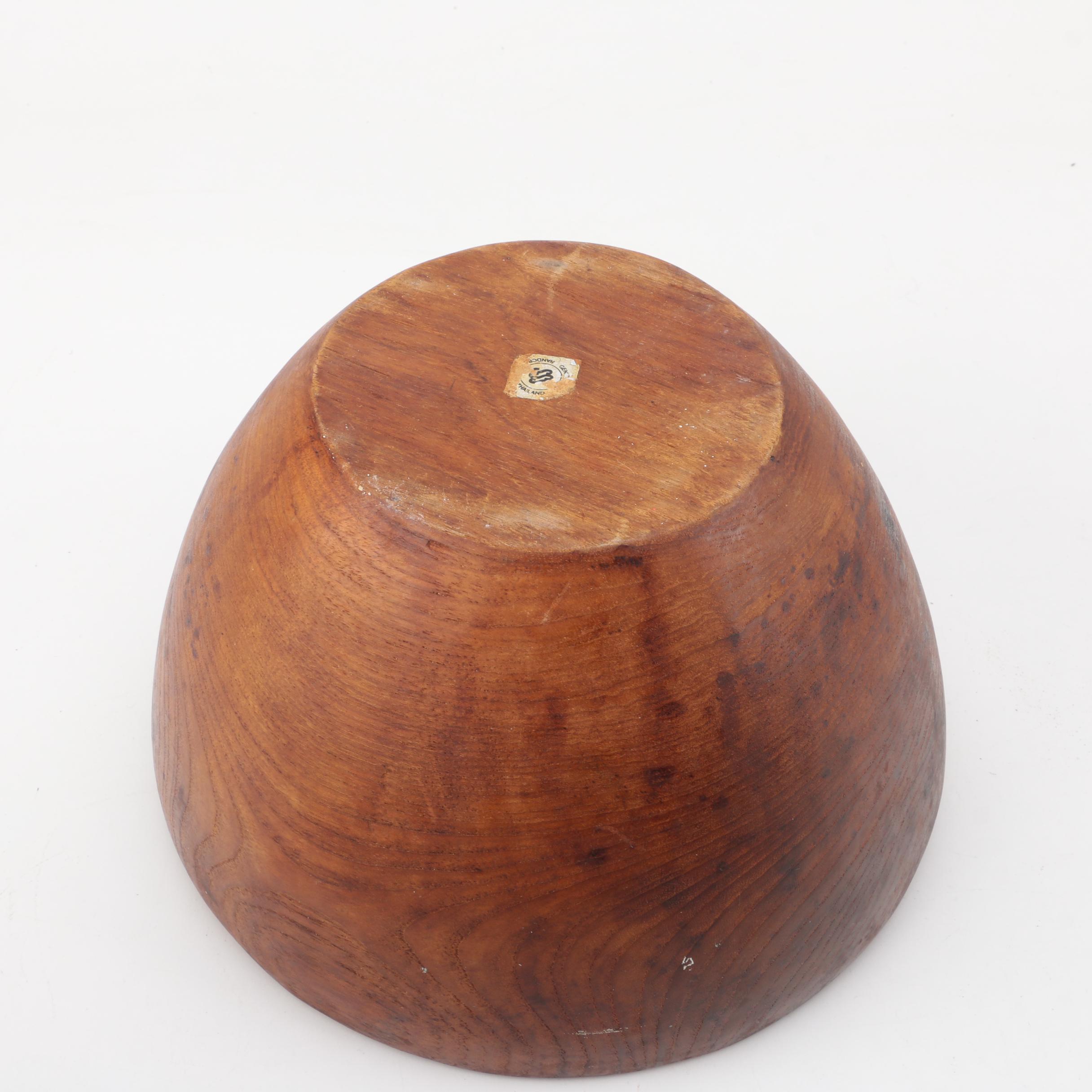 Wooden Bowls and Condiment Shakers