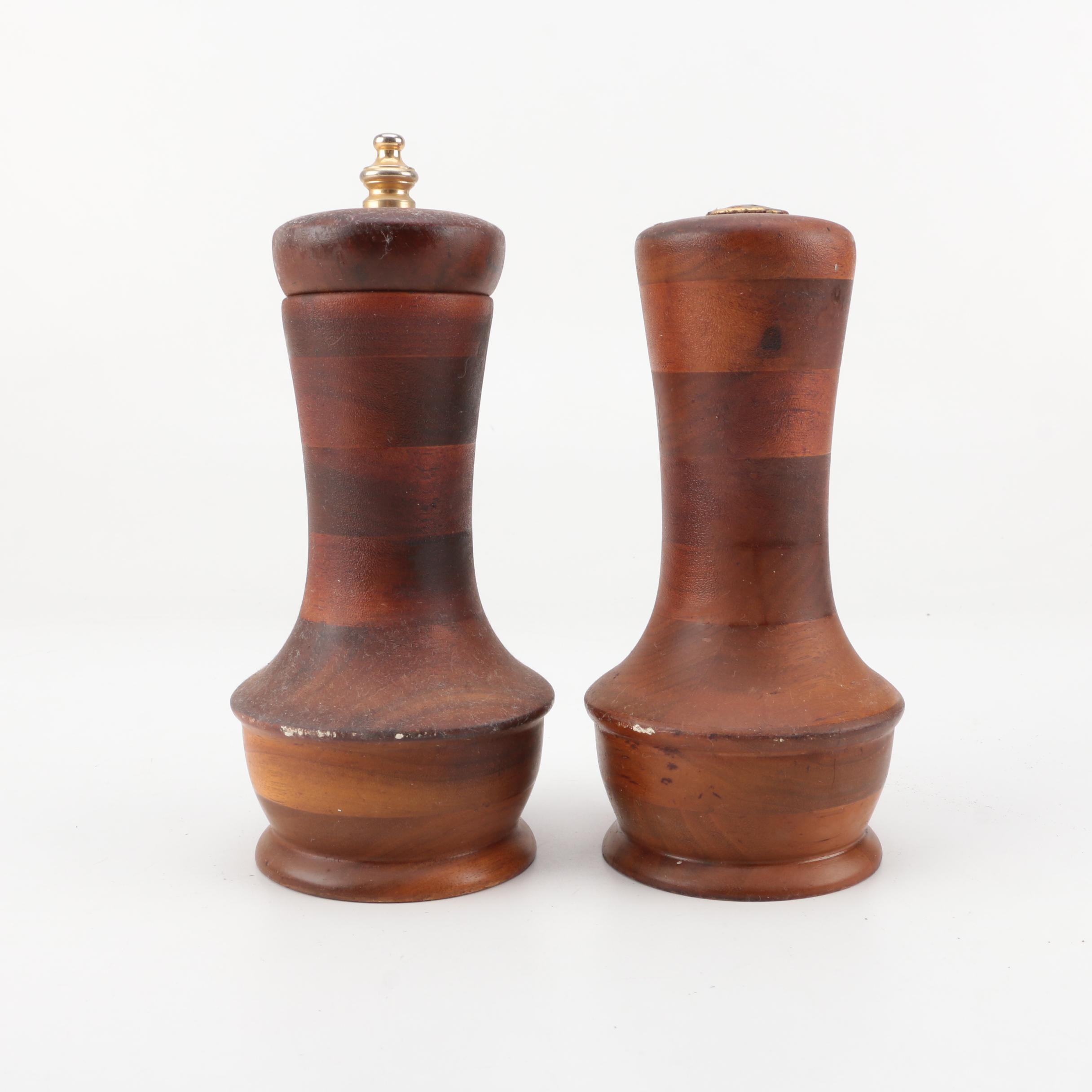 Wooden Bowls and Condiment Shakers