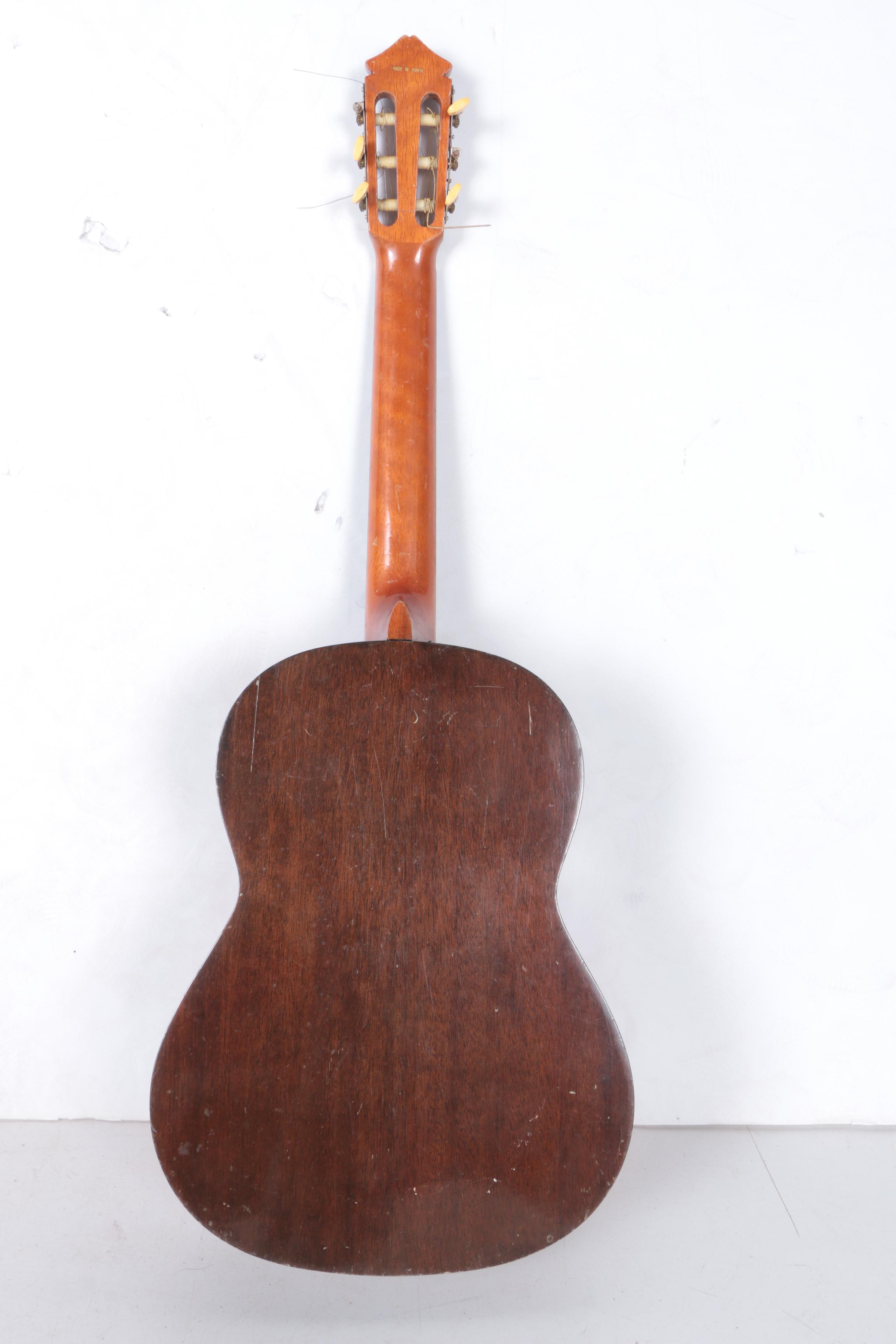 Vintage Yamaha G-85A Classical Acoustic Guitar with Case