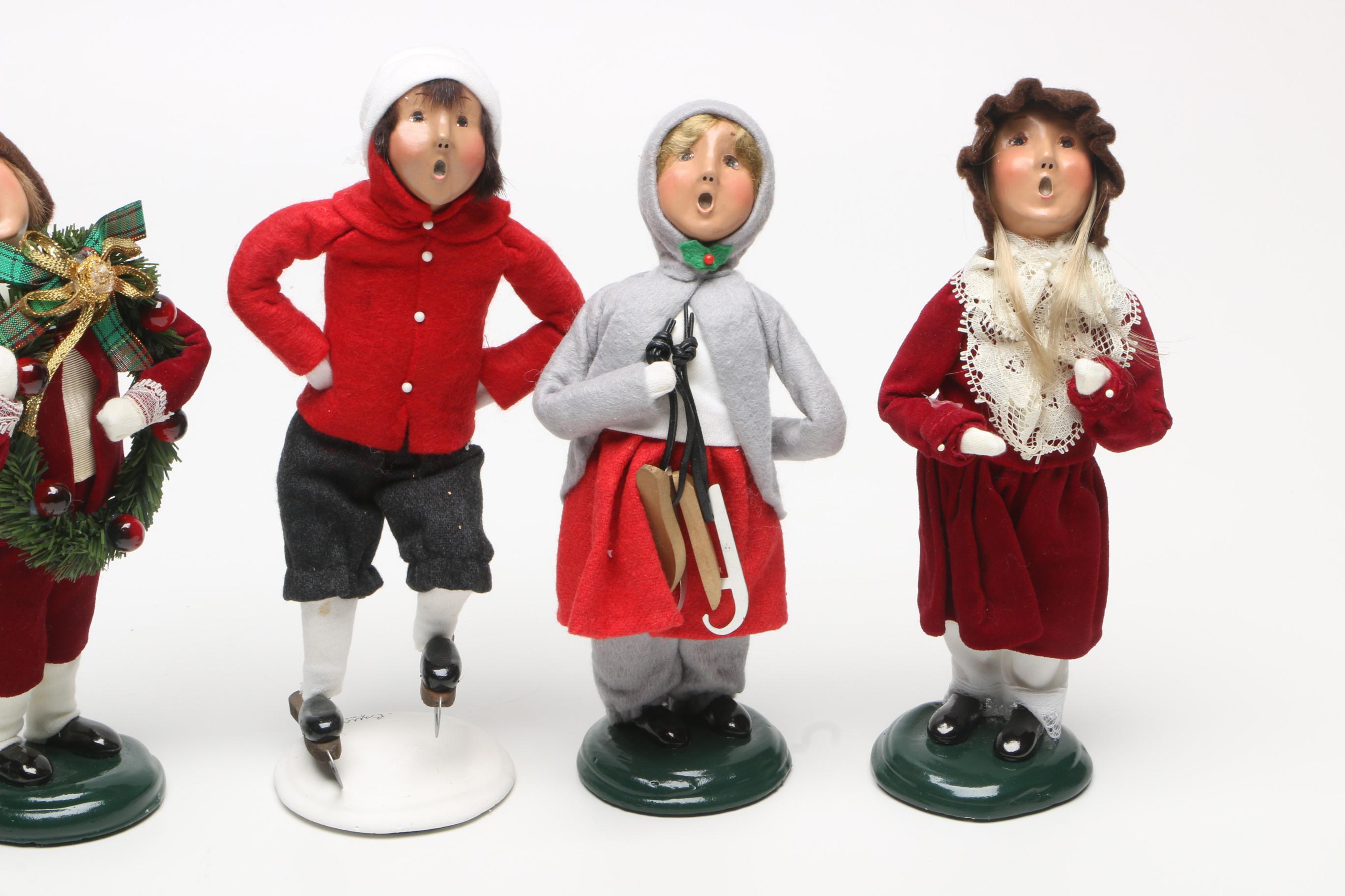 Byers' Choice Caroling Dolls