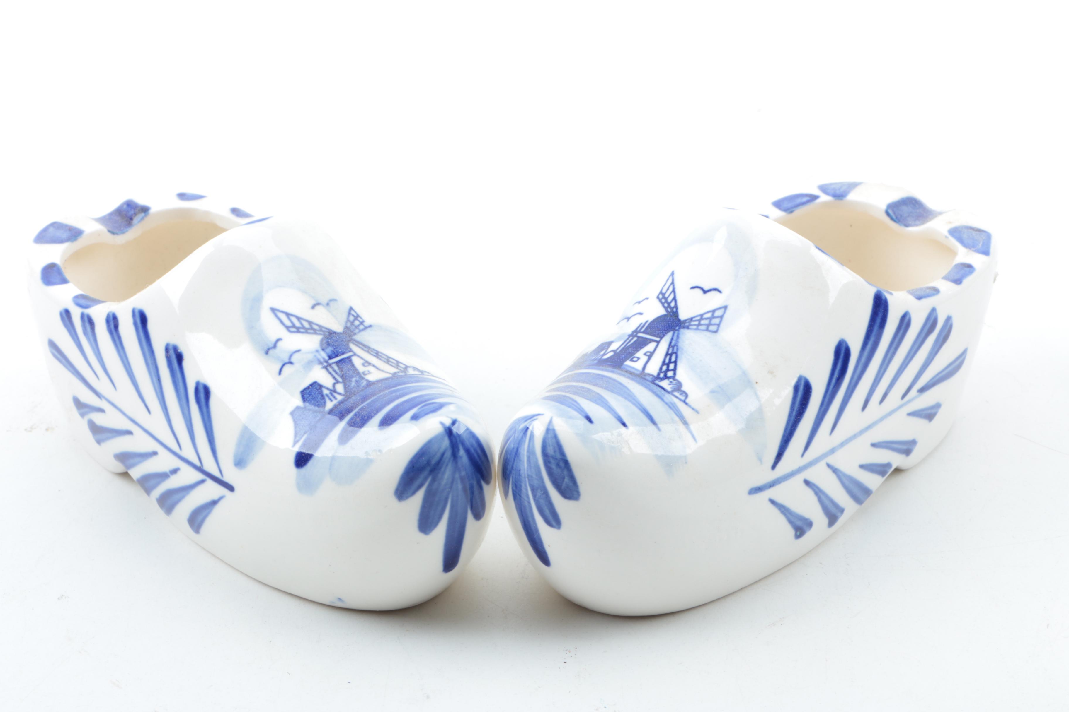 Vintage Delft Style Mugs and Ash Receiver Shoes