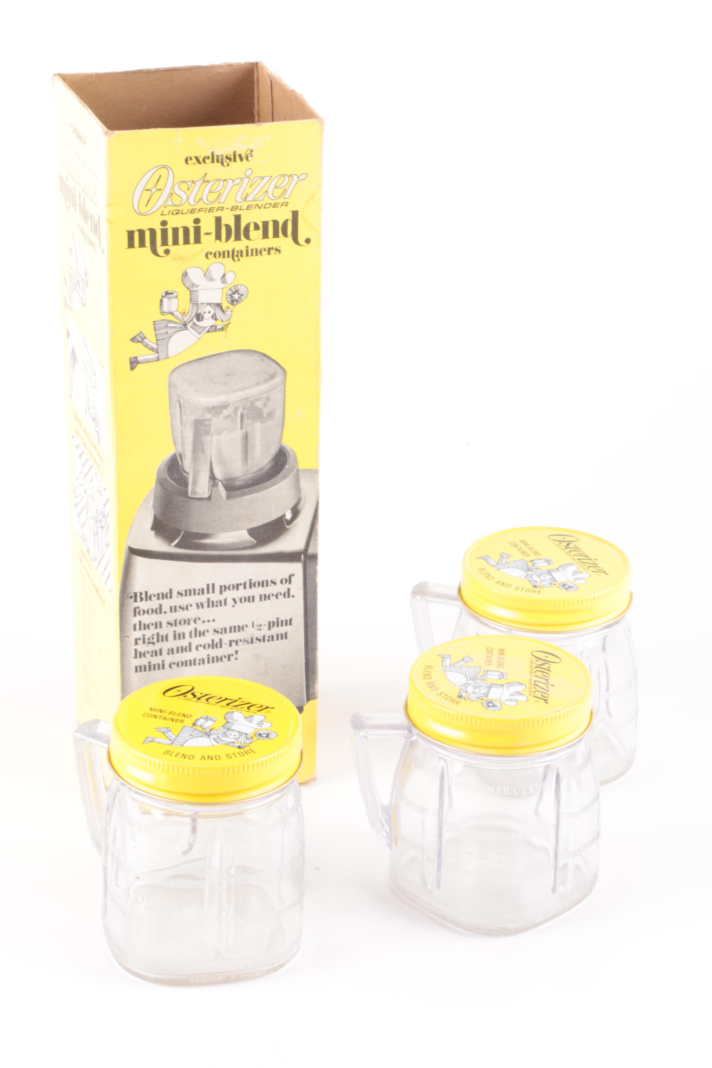 Wear Ever Fruit Juicer, Cake Decorating Kit and Assorted Kitchen Sets