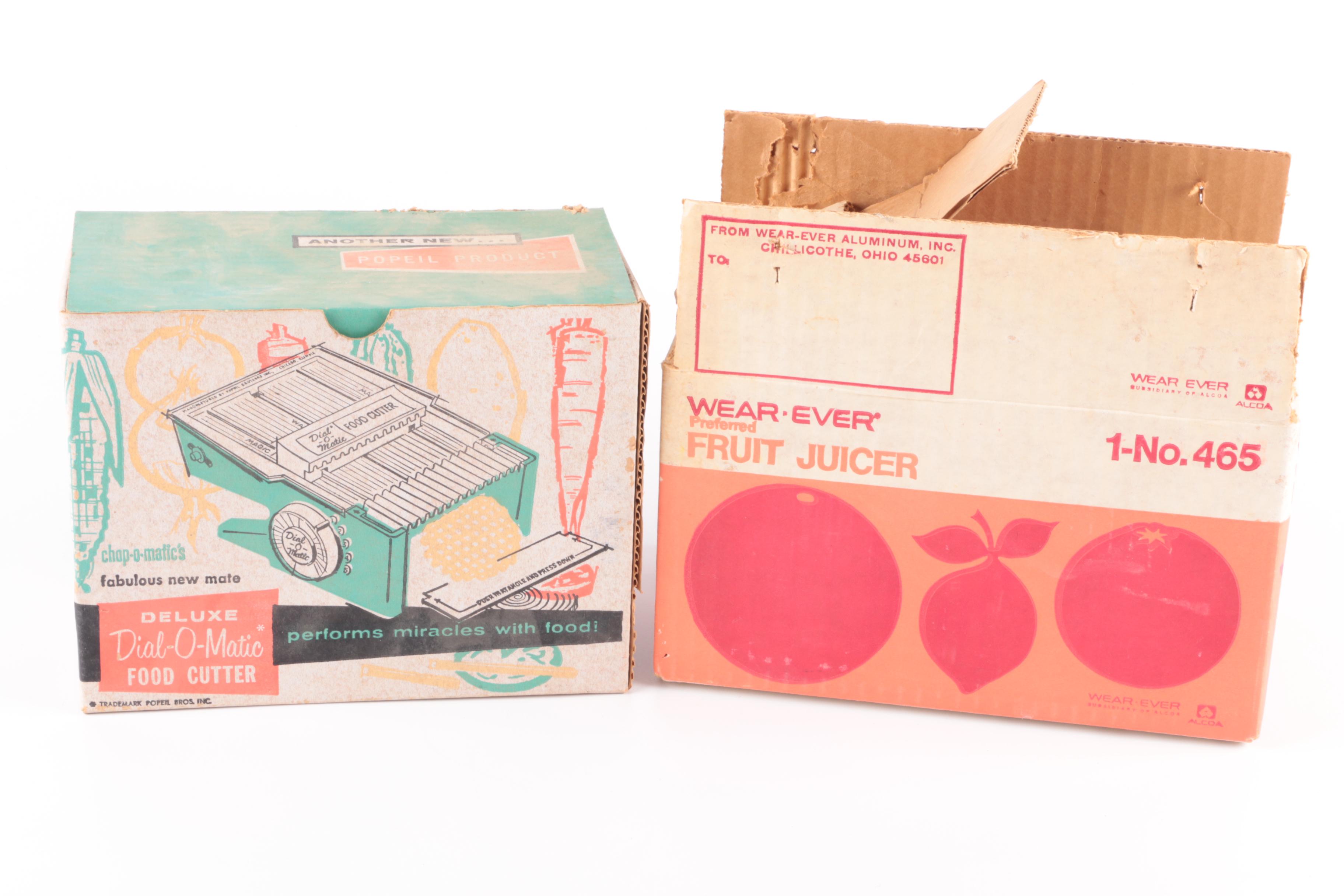 Wear Ever Fruit Juicer, Cake Decorating Kit and Assorted Kitchen Sets