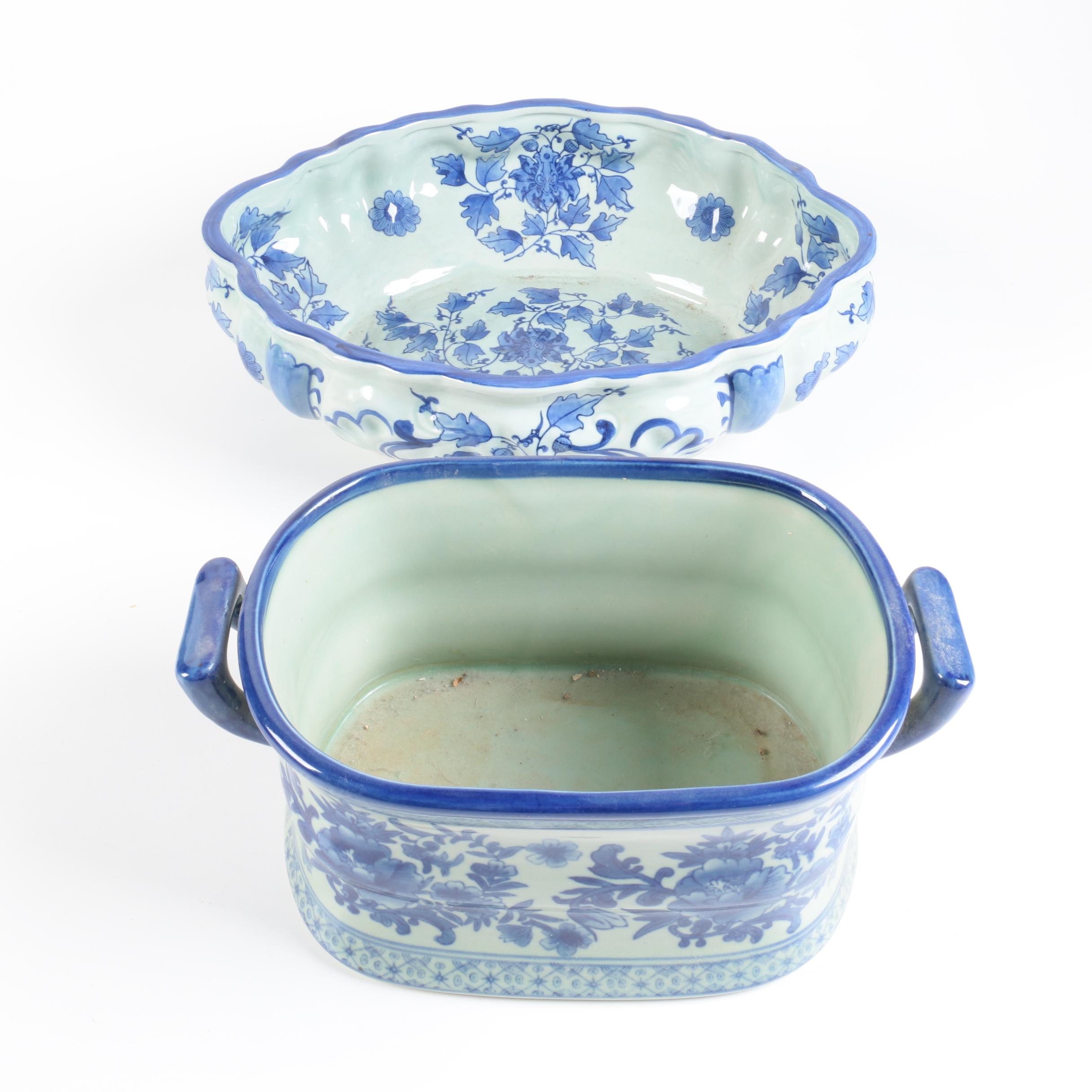 Chinese Vintage Blue and White Planters