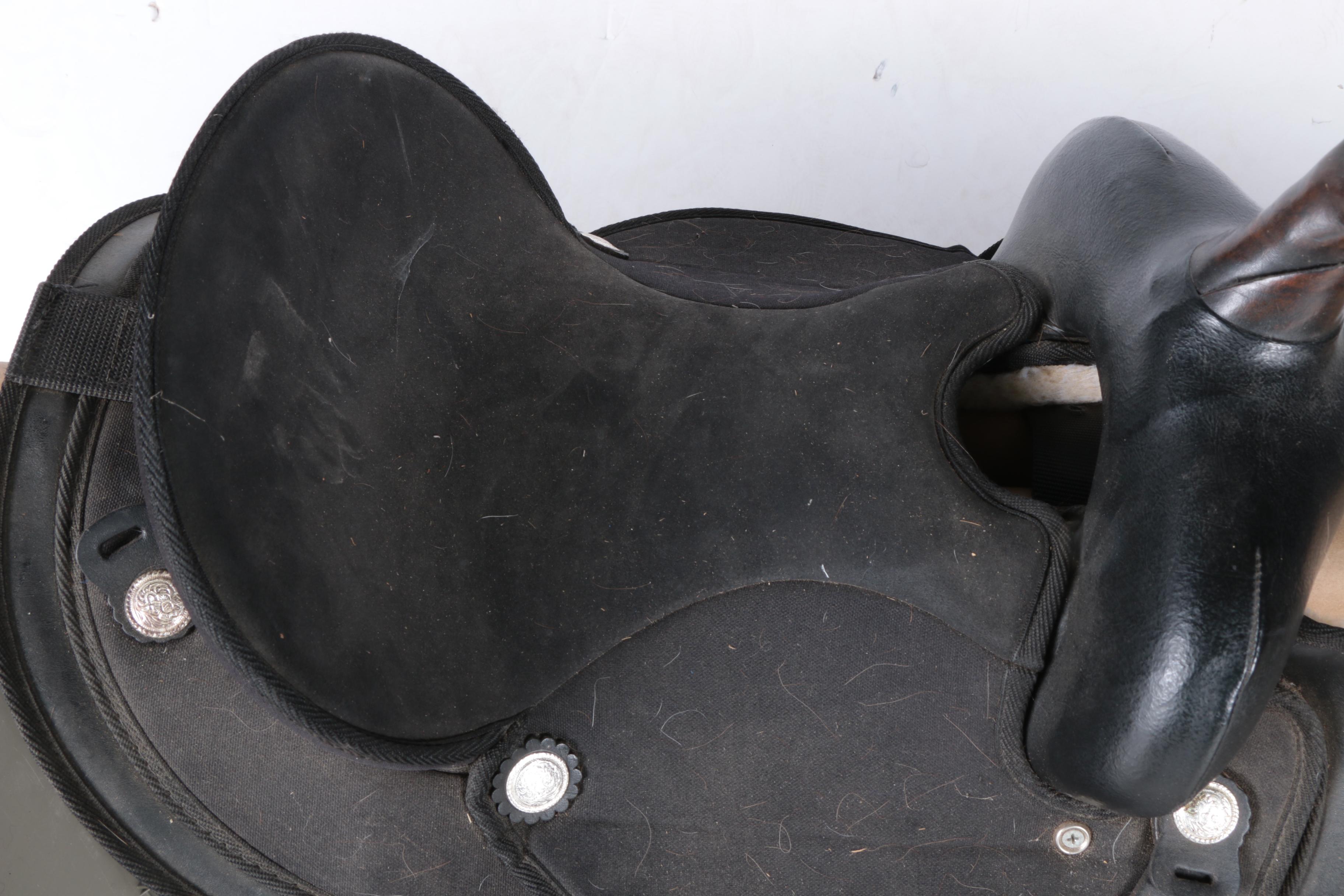 Abetta "Flex" Western Trail Saddle